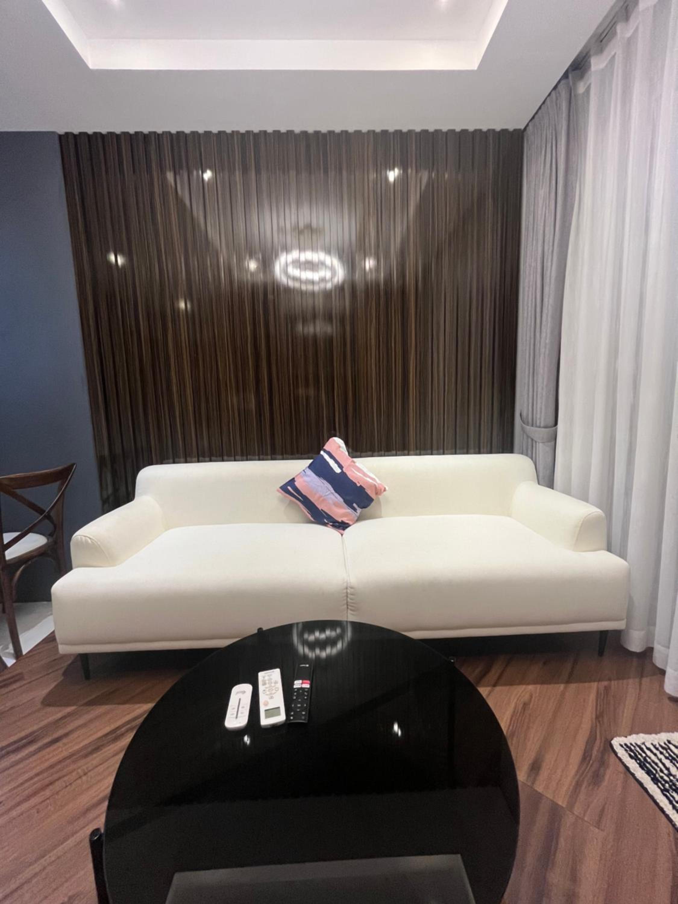 KIRAKUAN CHILL 2BR Pool/Gym