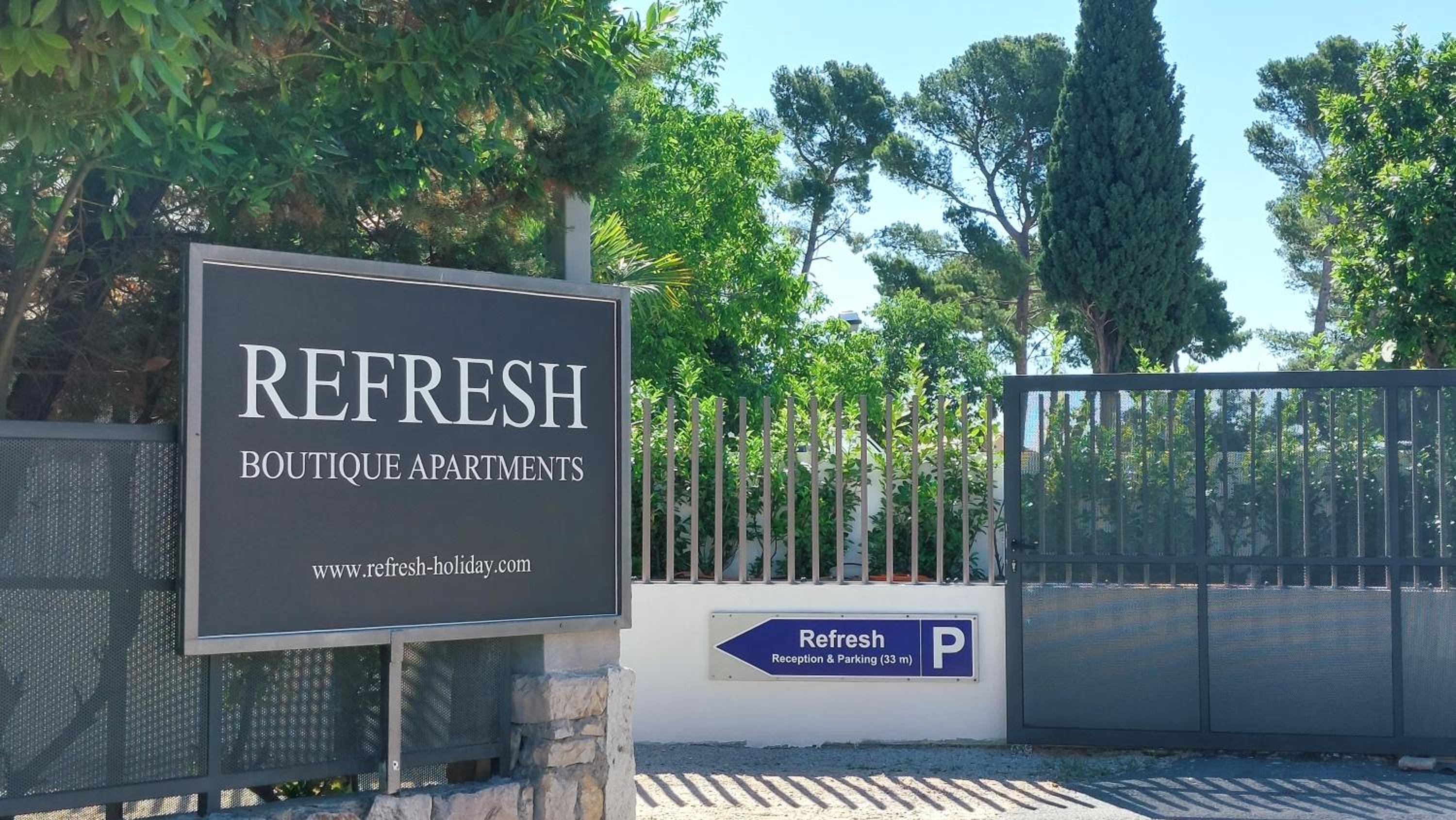 Refresh Boutique Apartments