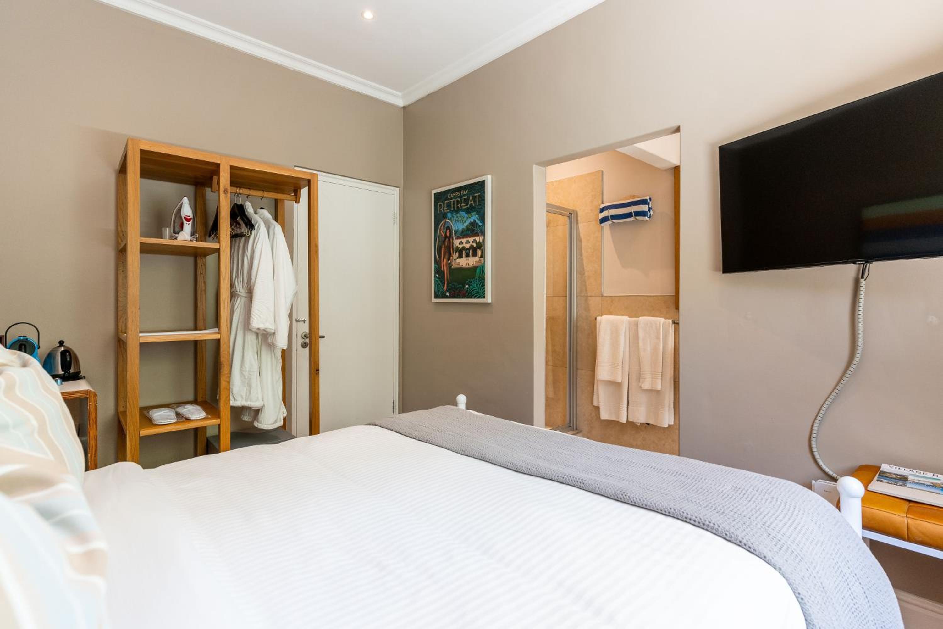 Camps Bay Forest Pods