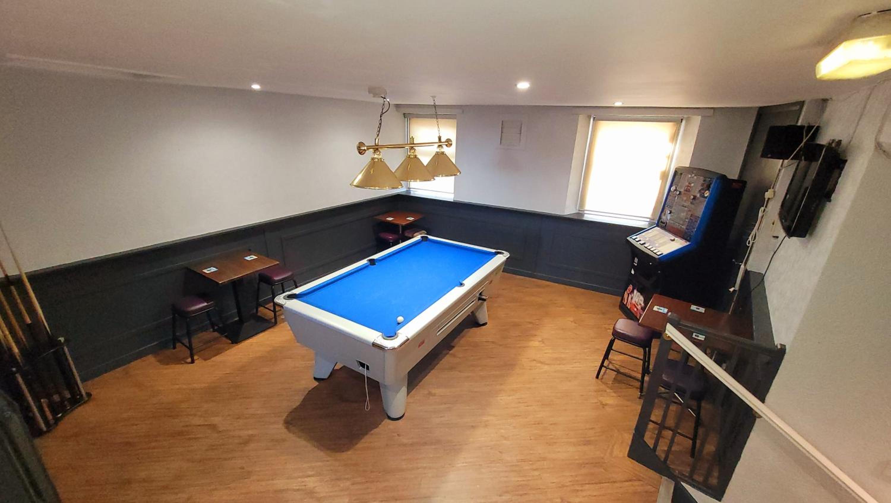 Dryburgh Arms Pub with Rooms