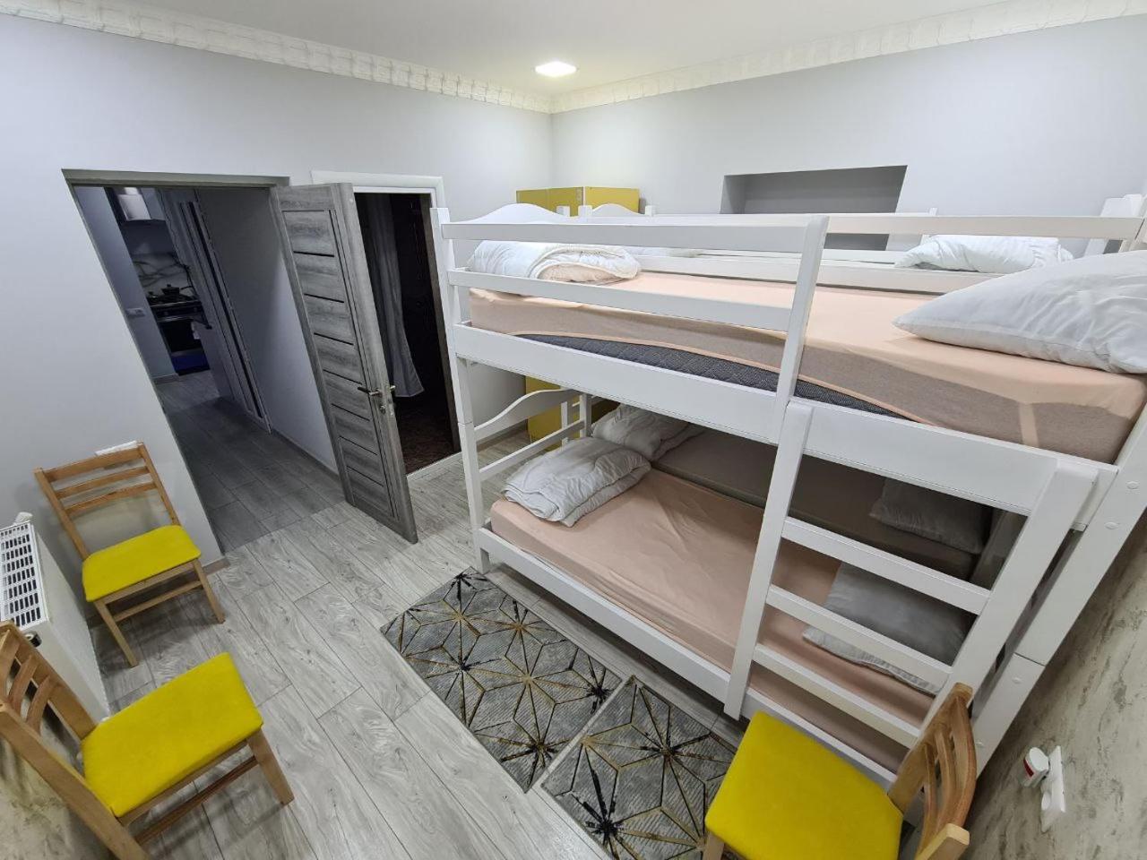 Aragats Hostel & Guest House