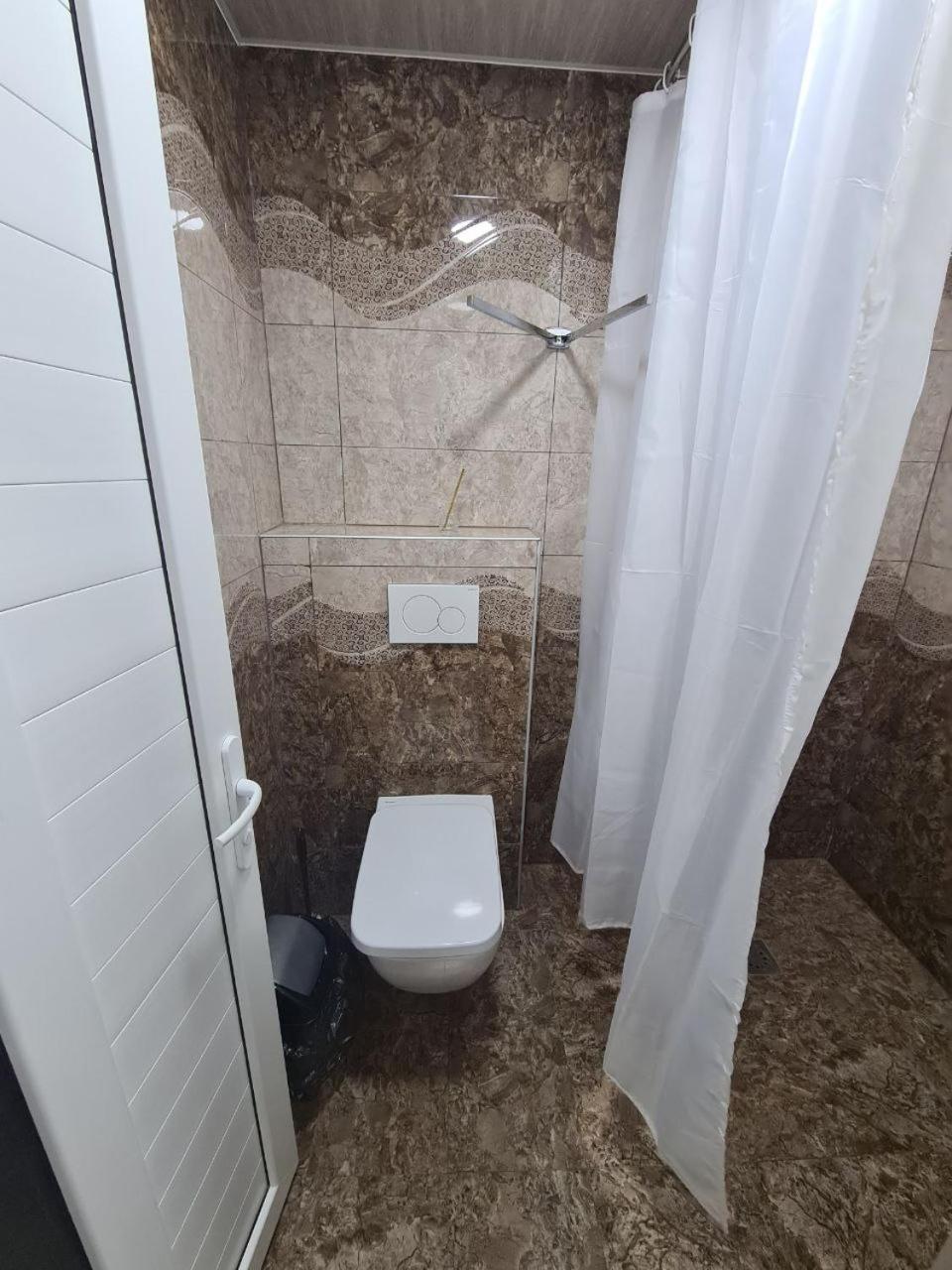Aragats Hostel & Guest House