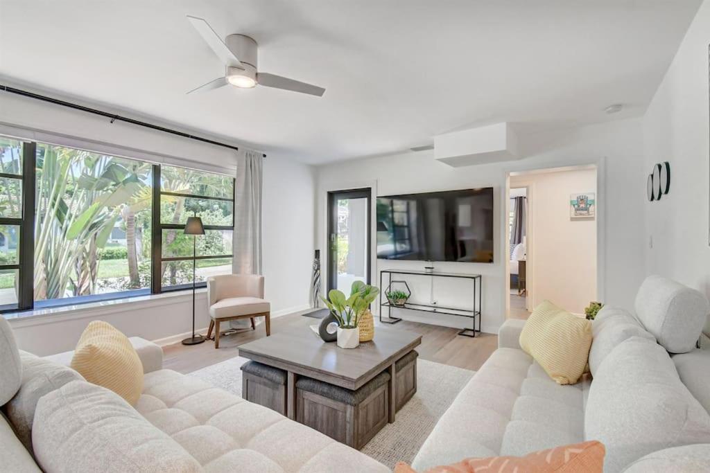 Paradise Palms House