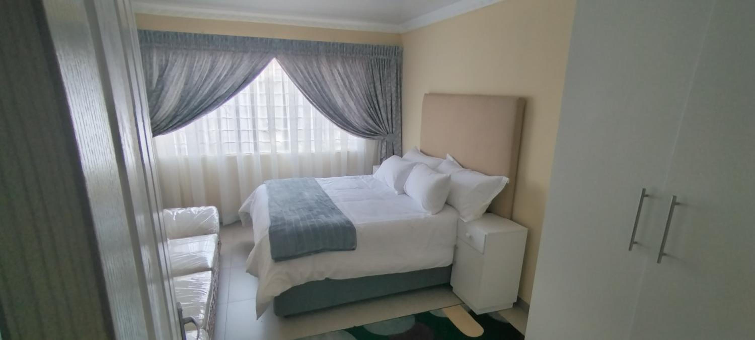 Zwelibanzi Guesthouse