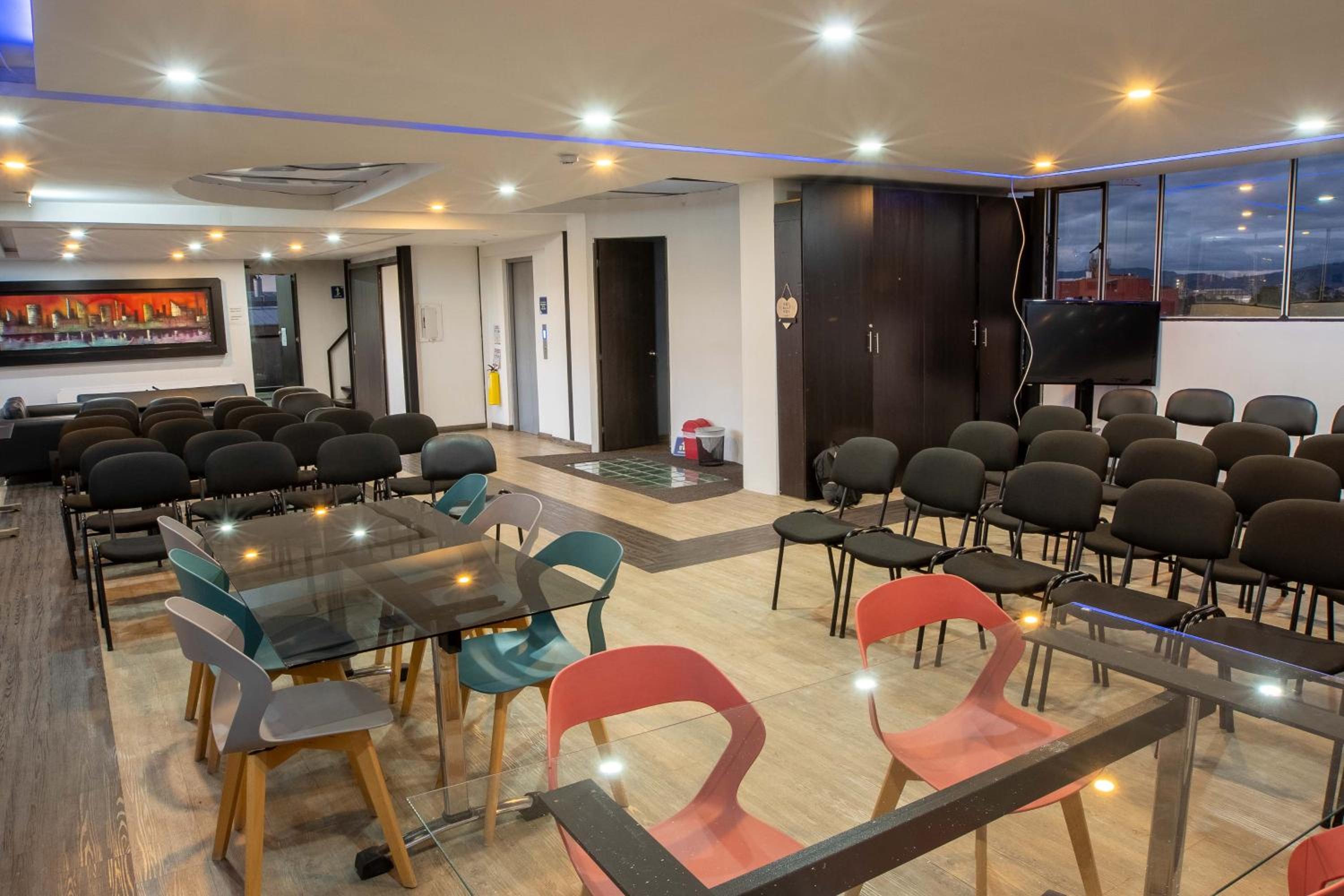 Hotel Wess en Bogotá — meeting & event spaces