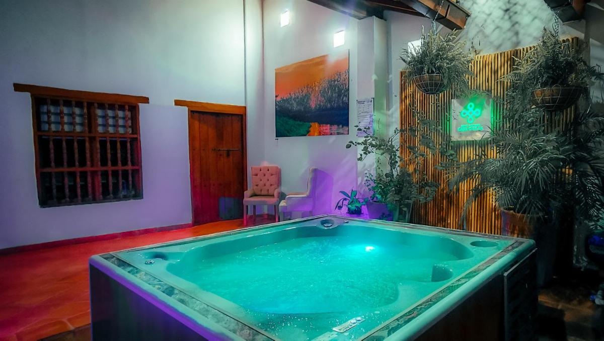 Jacuzzi