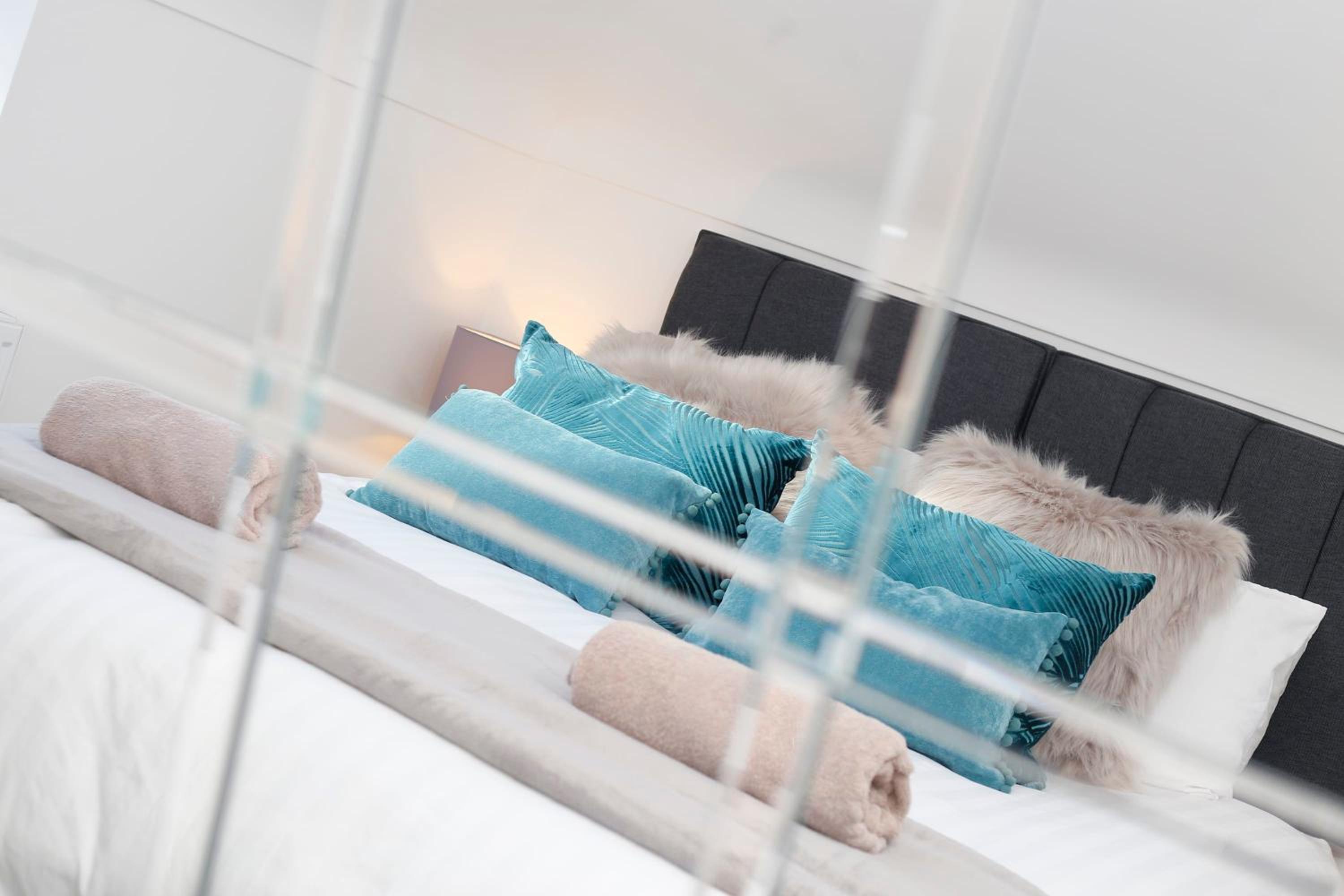 Nightingale - Perfect location close to the Beach - Free Parking view 4