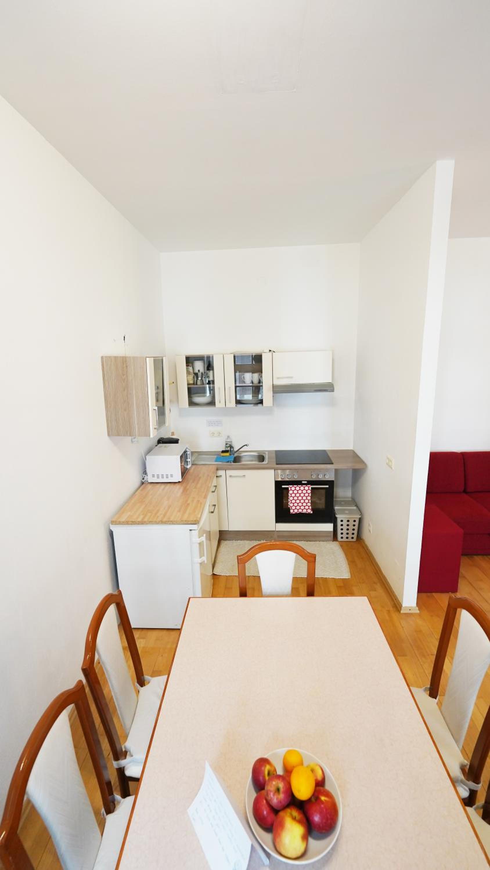 CozyNite Premium Apartment Hernals 1