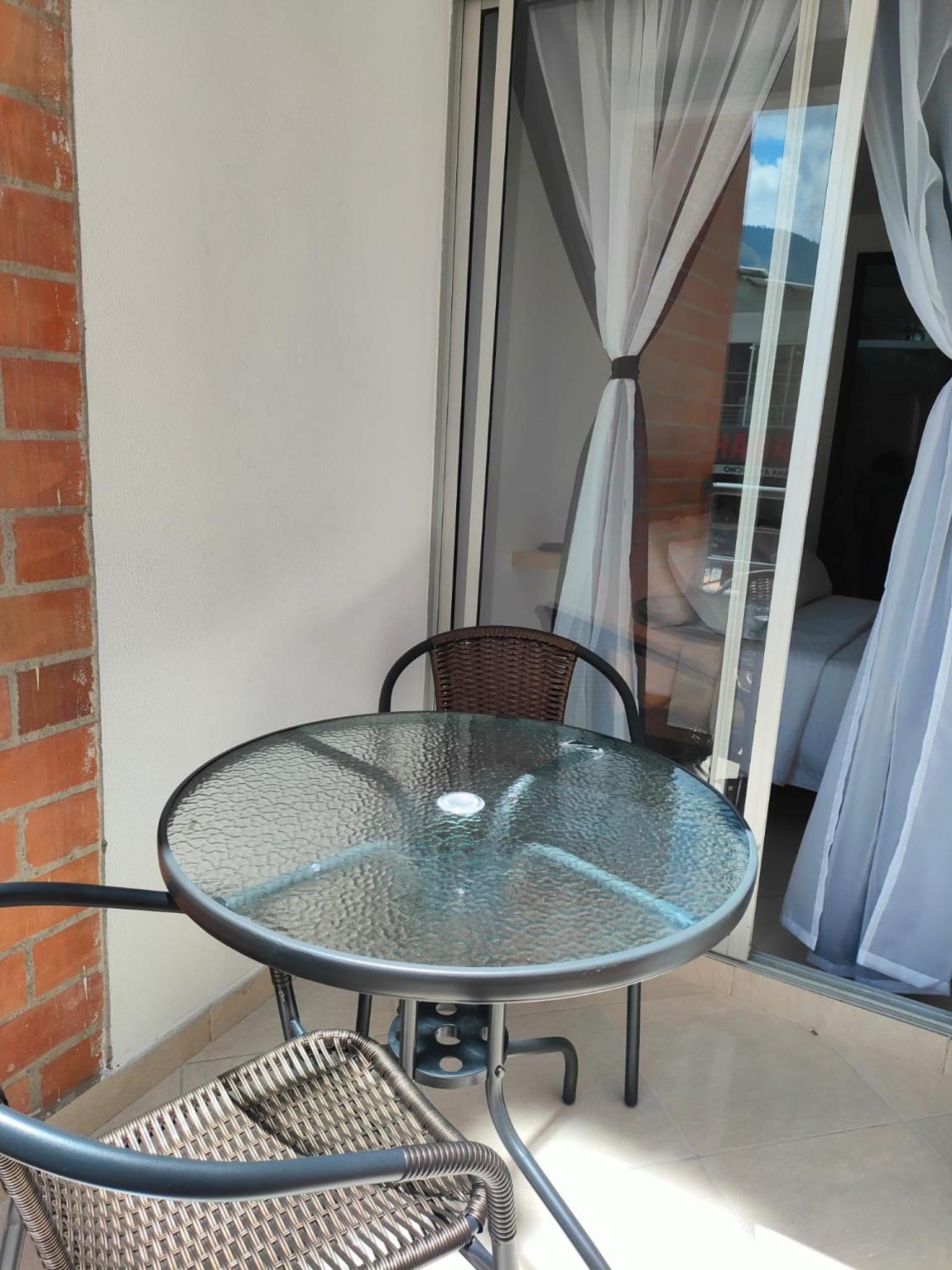 APARTAMENTO CENTRAL (PLAZA DE FLORES)