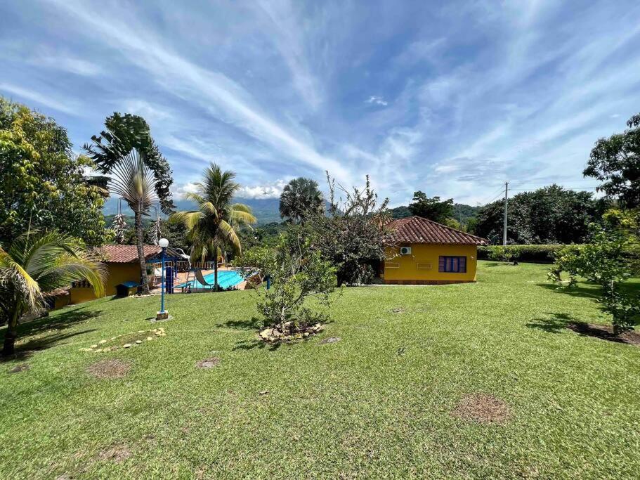 Casa de campo en La Pintada