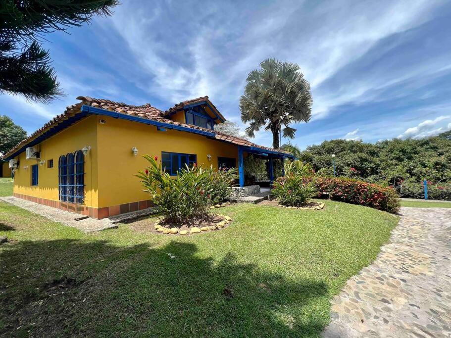 Casa de campo en La Pintada