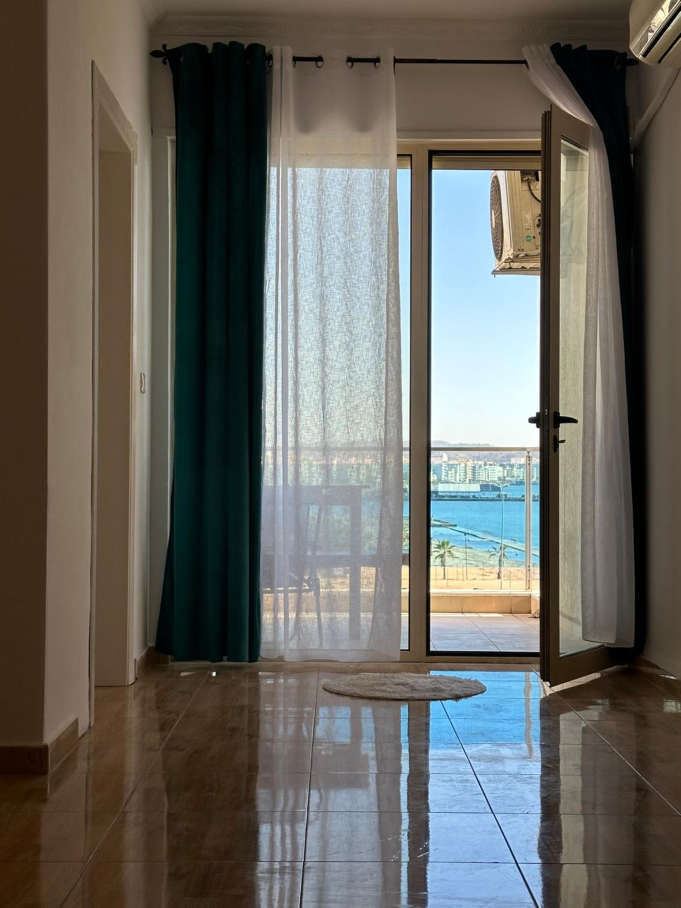 Beach front Superior Apartment