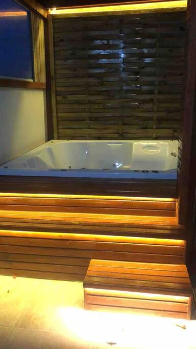 Residencial Atalaia (JACUZZI)