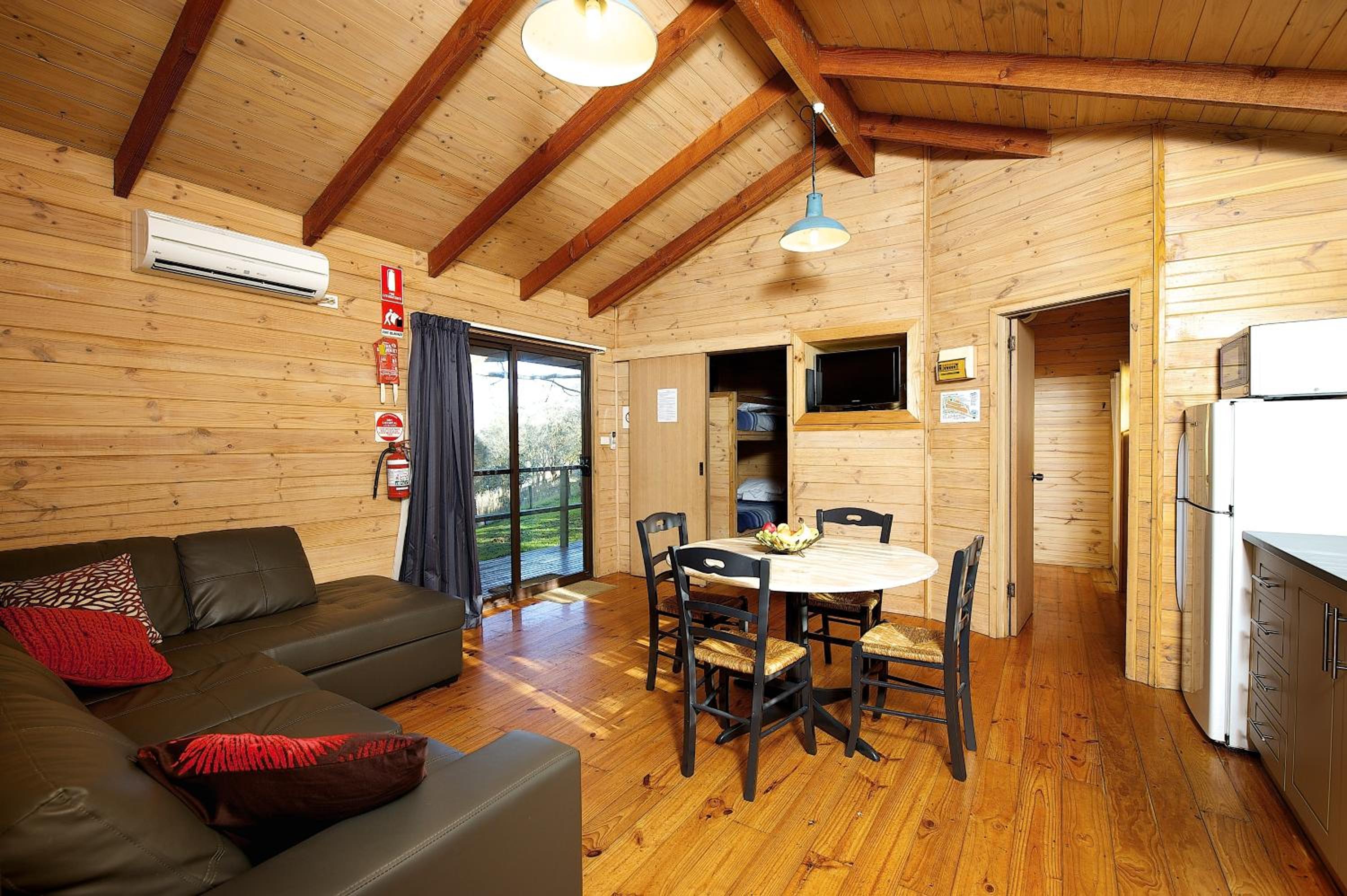 Lakes and Craters Holiday Park