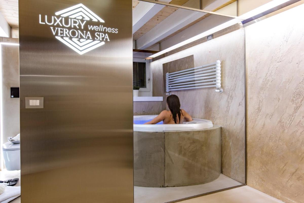 [Piazza Erbe] Jacuzzi & SPA LUXURY S photo 4