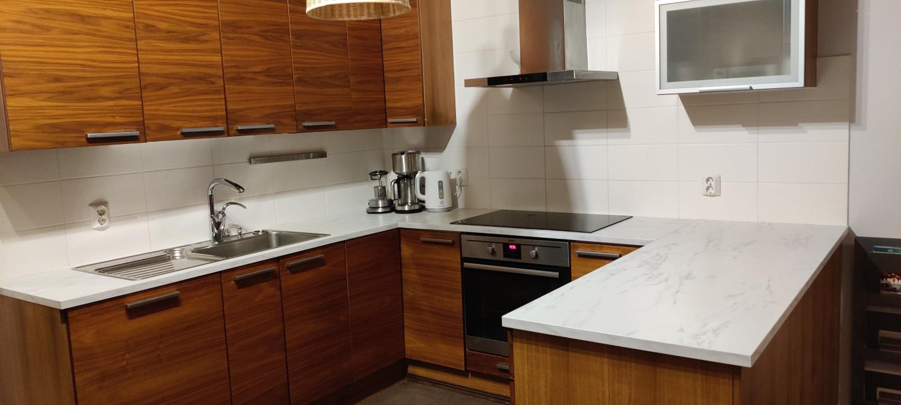 Nordic Villa in Rovaniemi with a Private Sledding Hill, Sauna & Cozy Family Stay