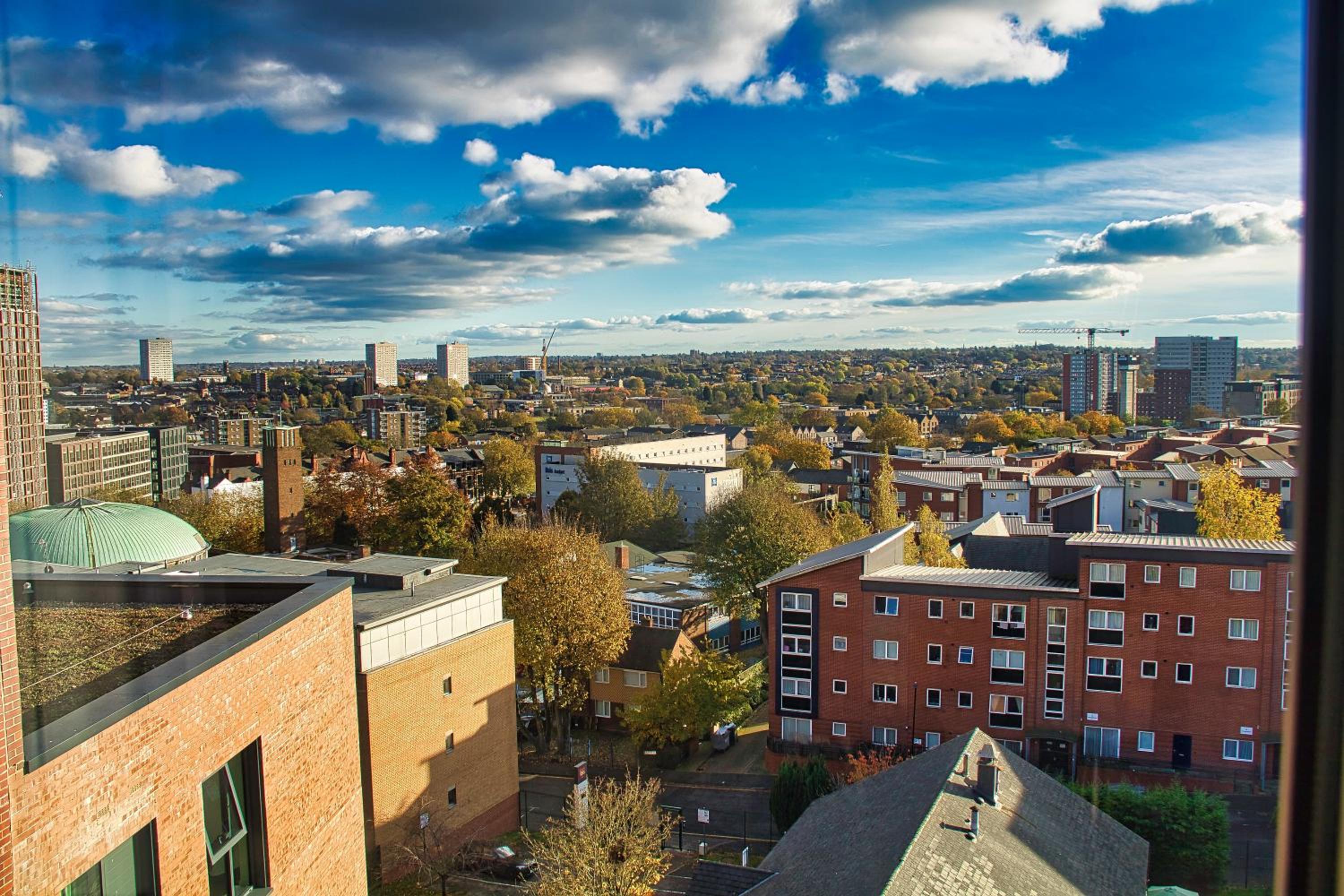 AP- Luxury Apt nxt to o2 Academy view 5