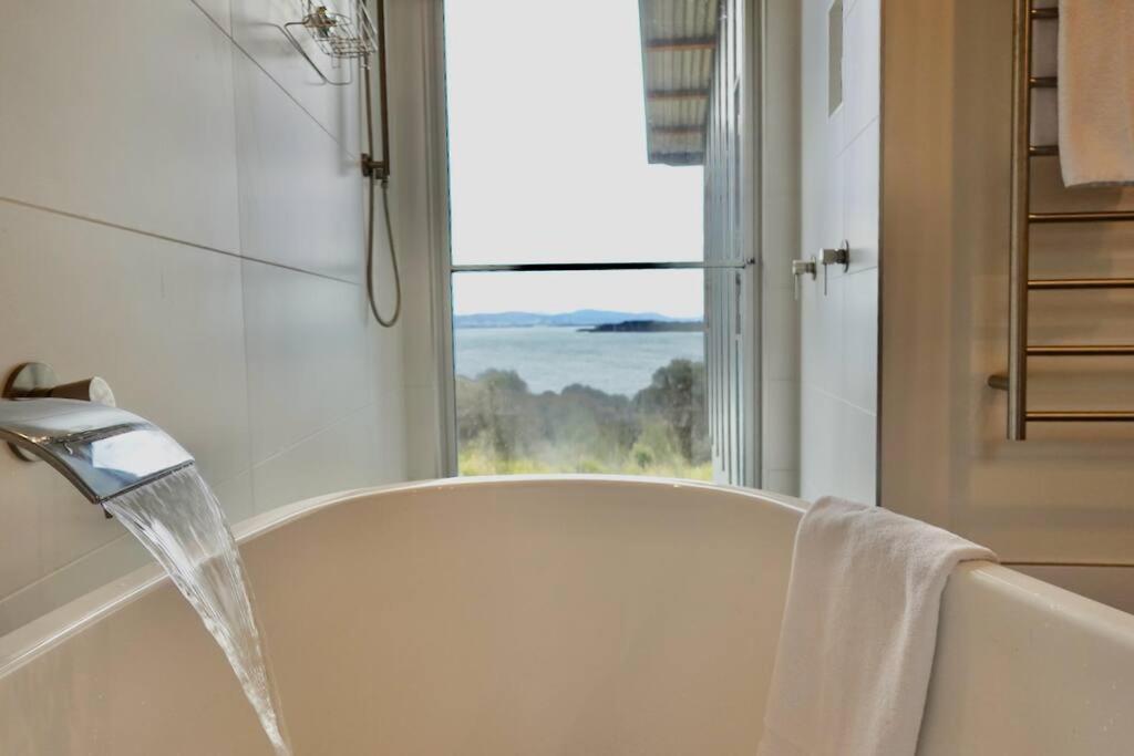 Eco Waterfront Seclusion - Carlton Bluff House