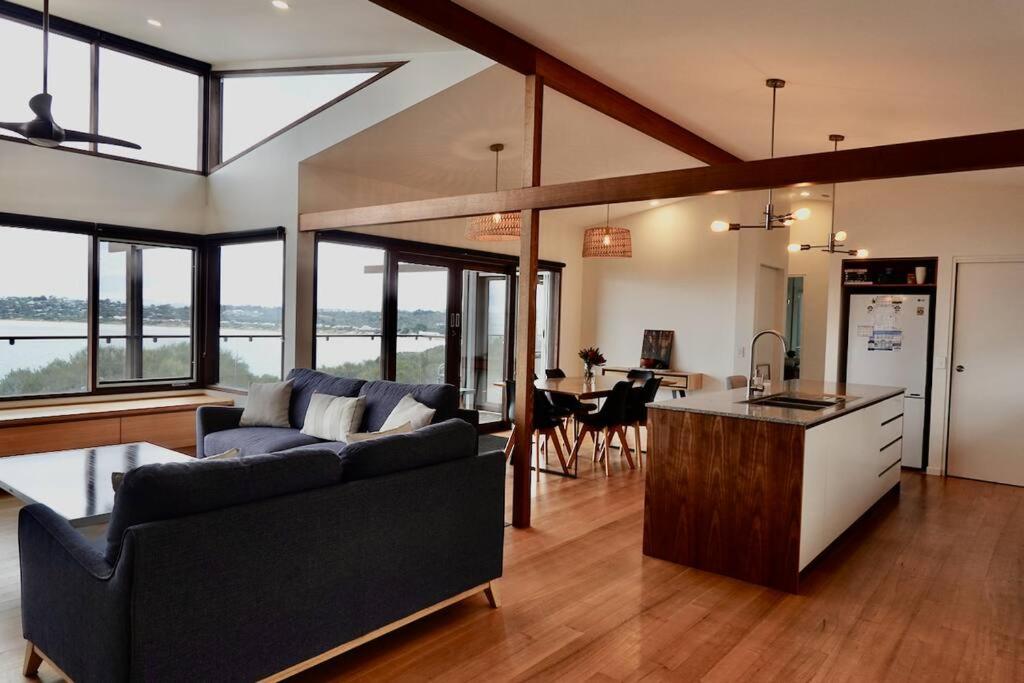 Eco Waterfront Seclusion - Carlton Bluff House