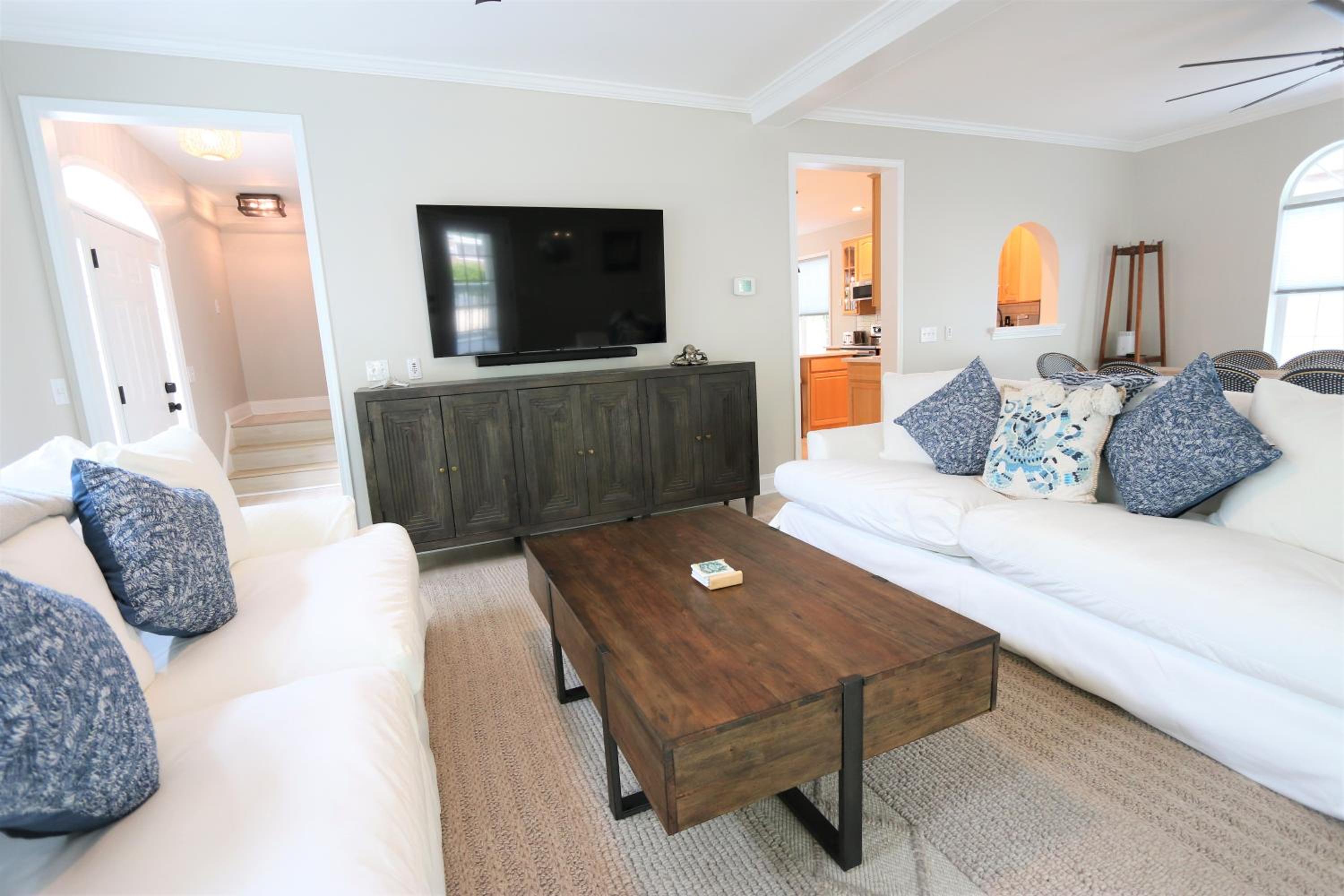 Captain’s Retreat! Newly Renovated - Beach House! view 2
