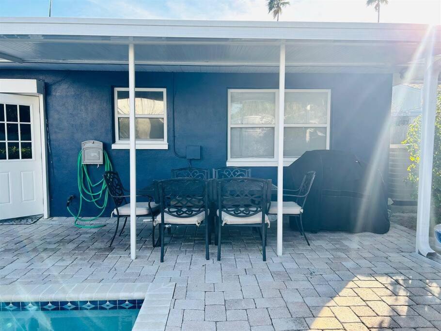 Walk To Clearwater BeachHot TubPool