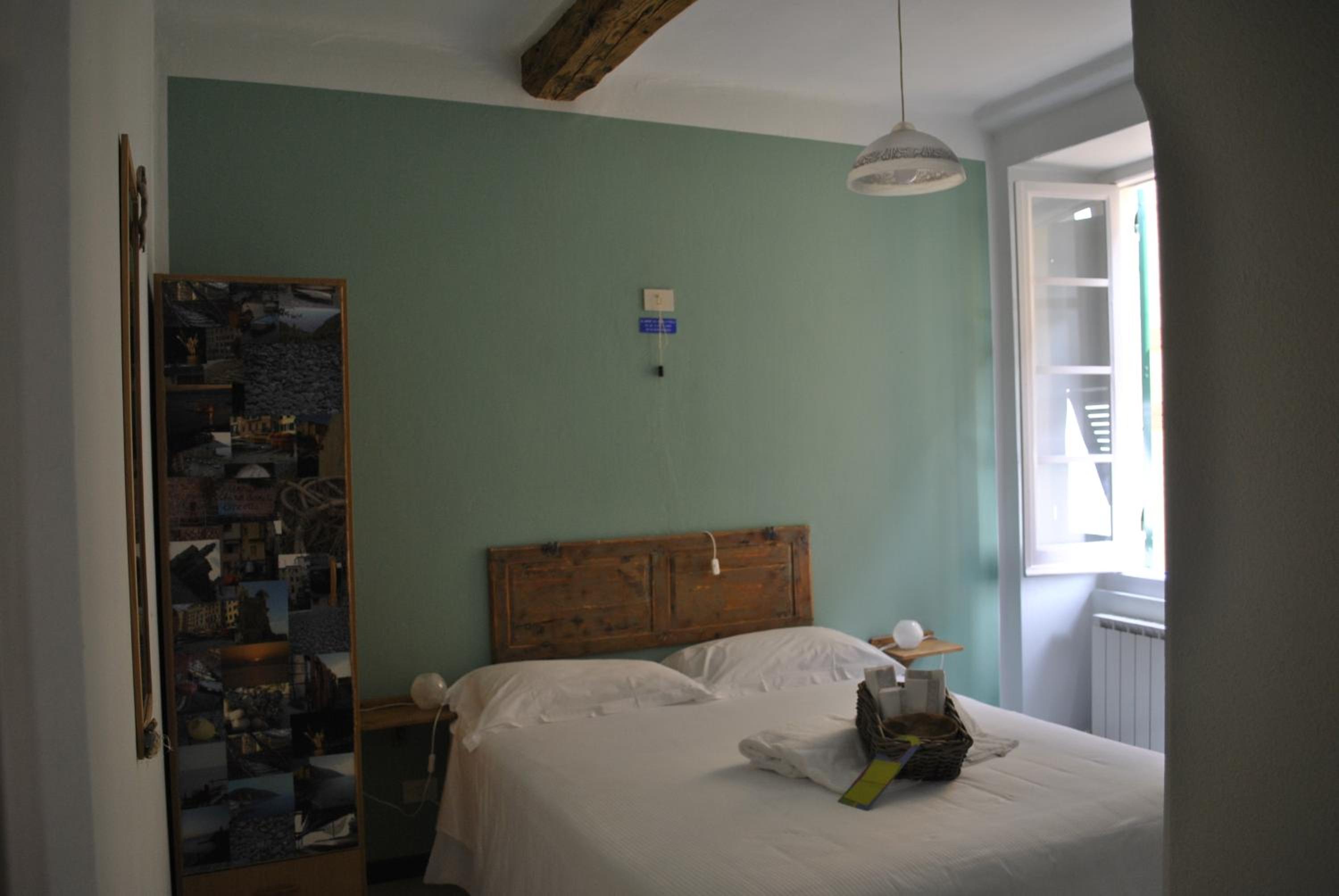 Photo 32