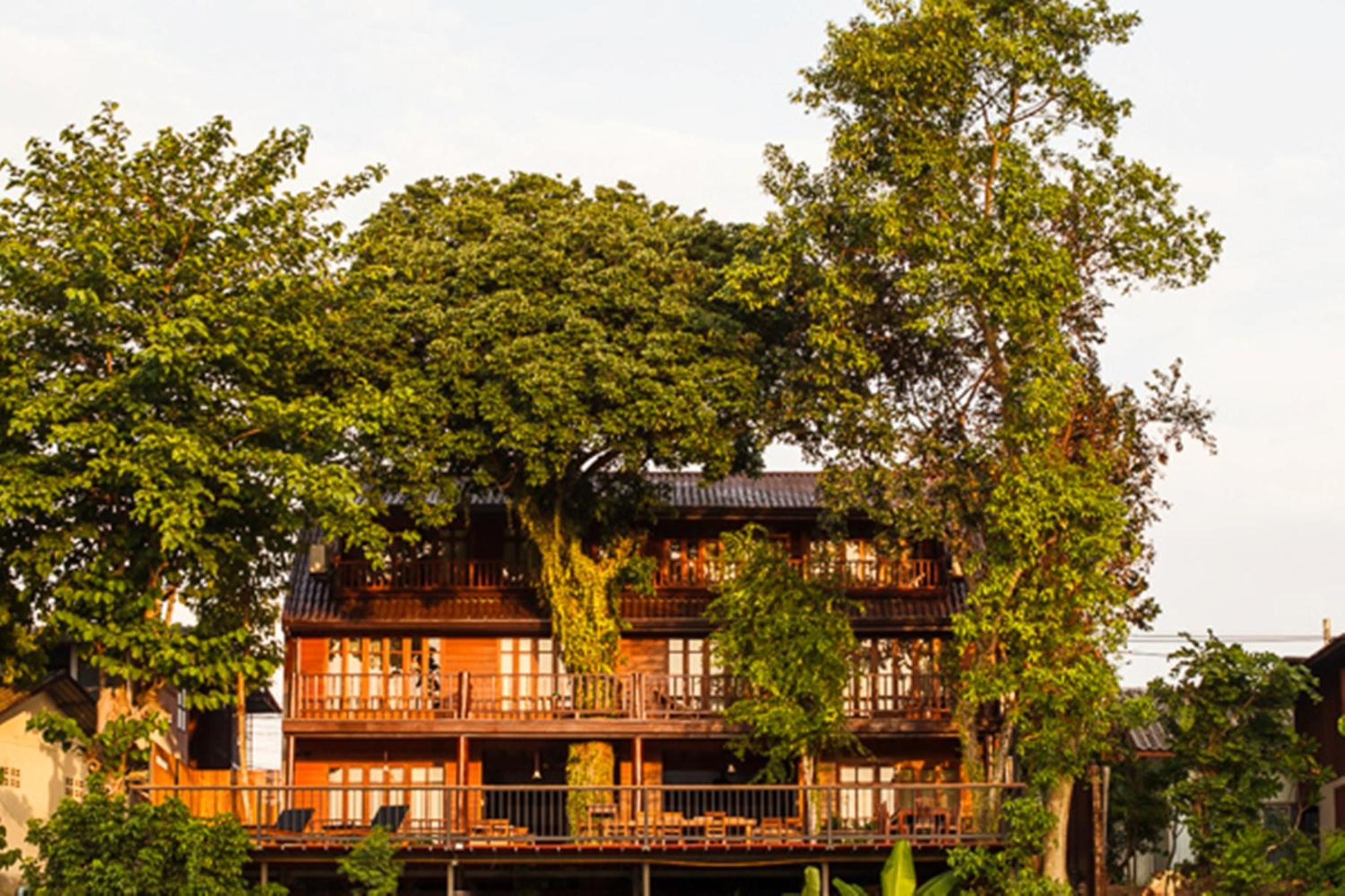 Riverhouse-The Teak House