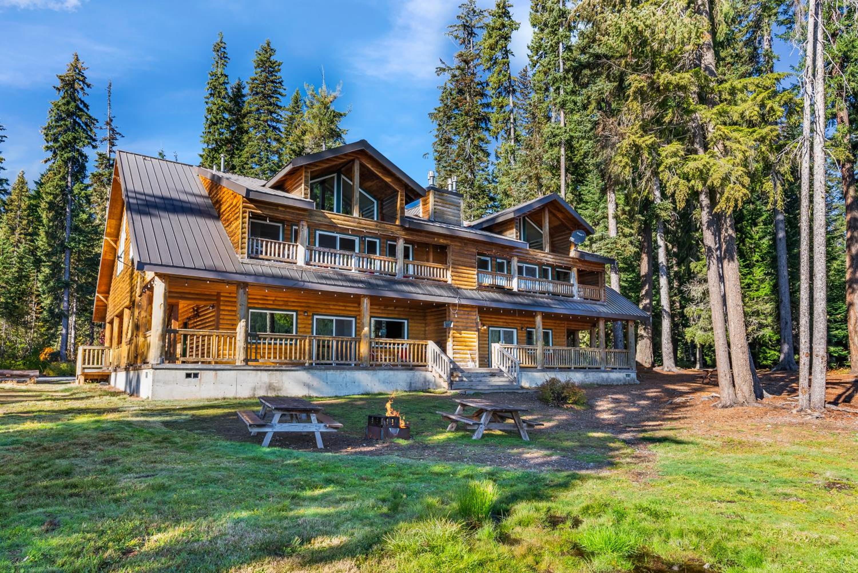Shelter Cove Resort & Marina