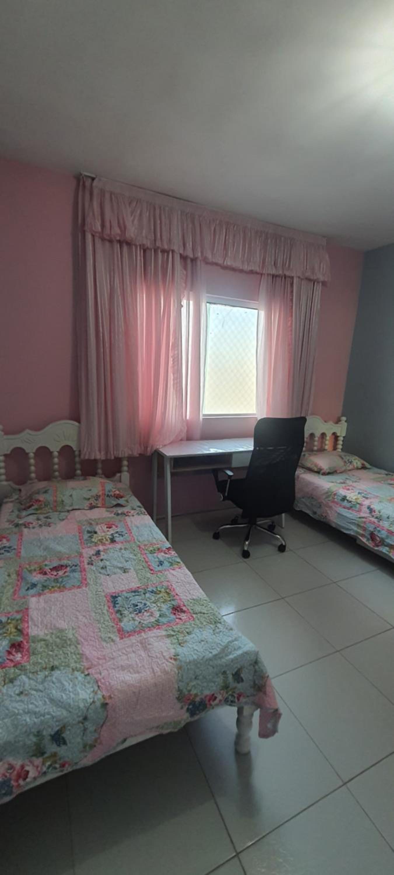 Duplex a 10min PP, com Ar, Internet, Estacionamento - Casa236