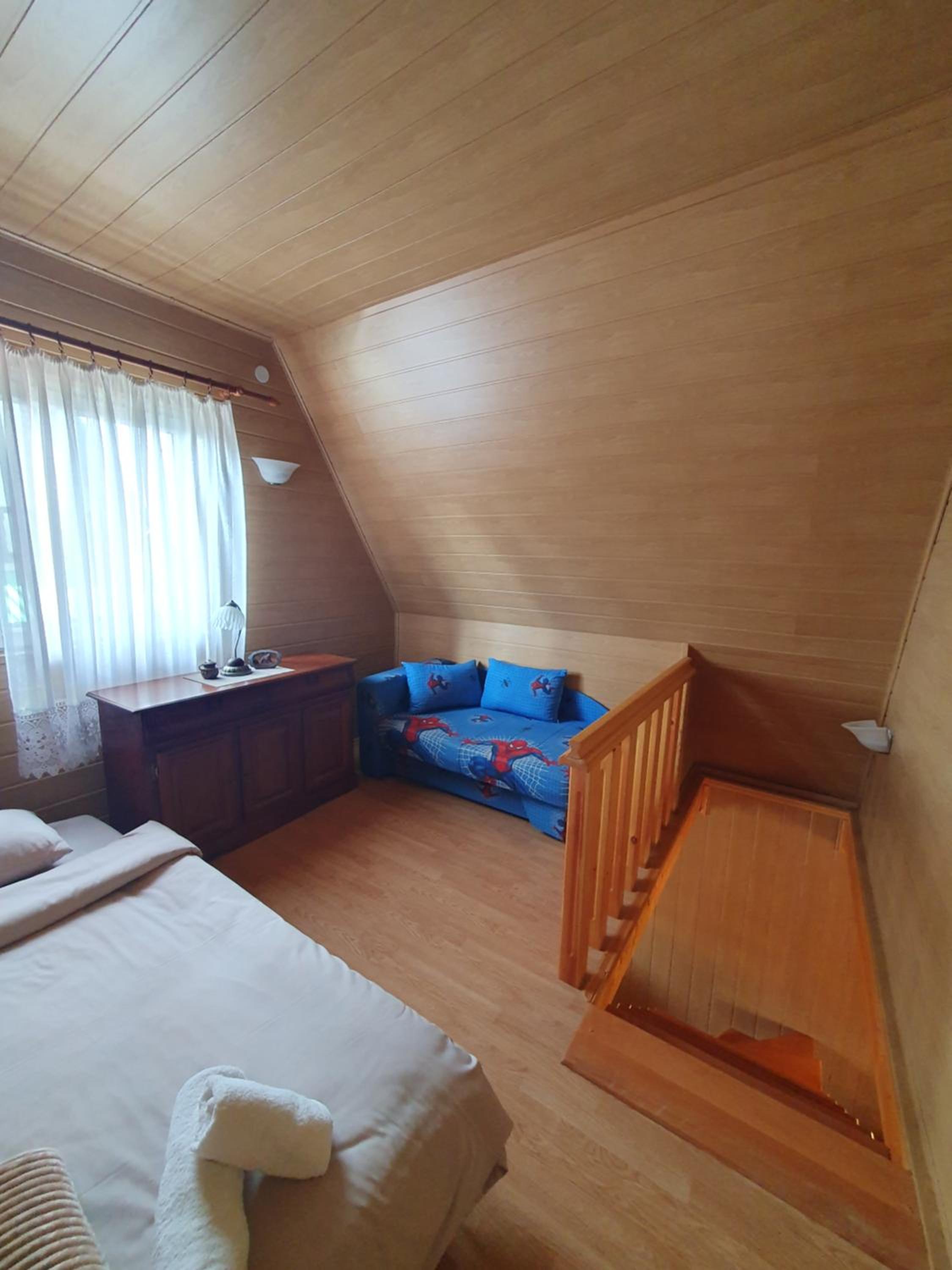Chalet LENA & One Bedroom Apartment Lena