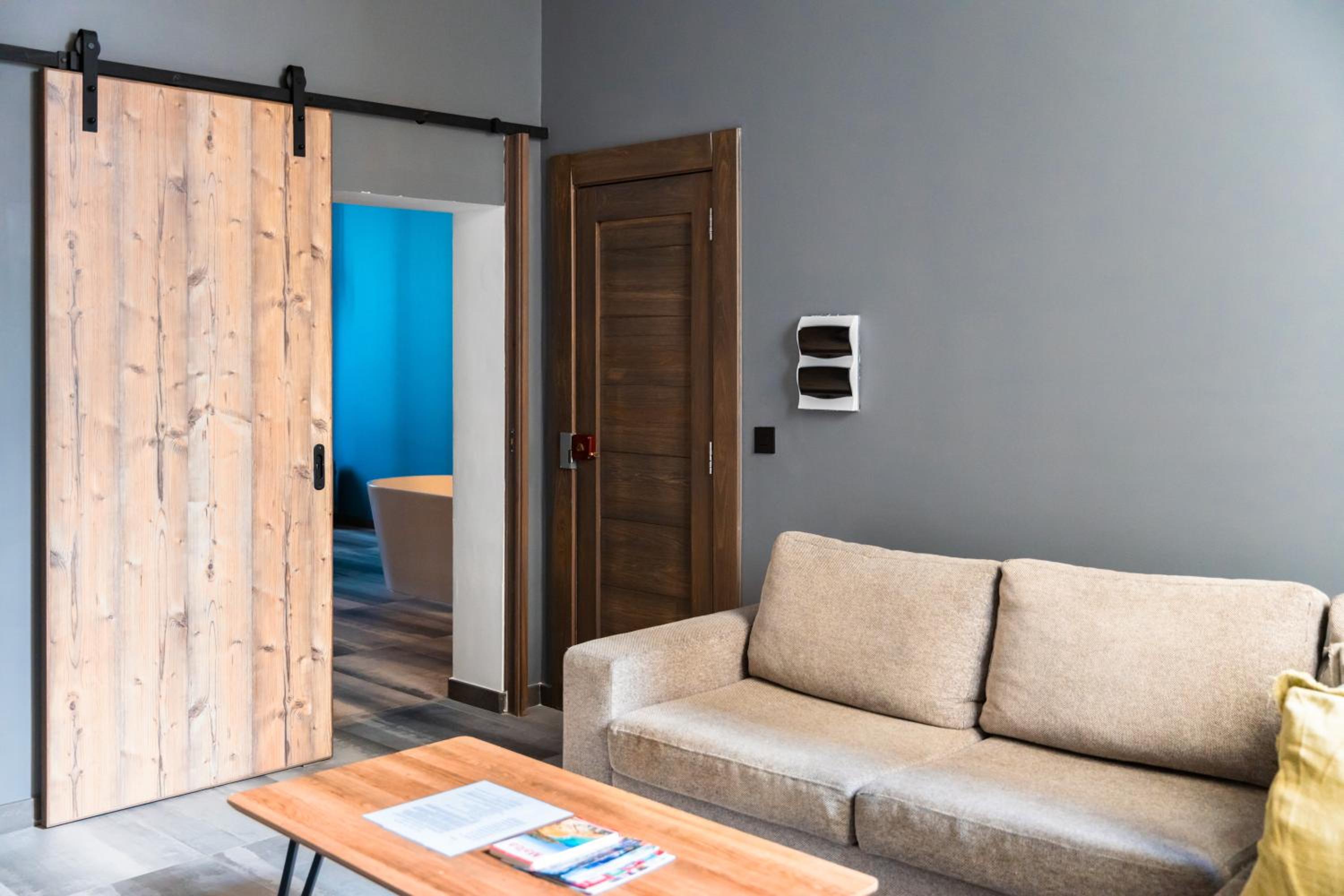 Valletta Stylish 2BR Flat by Arco Collection view 2