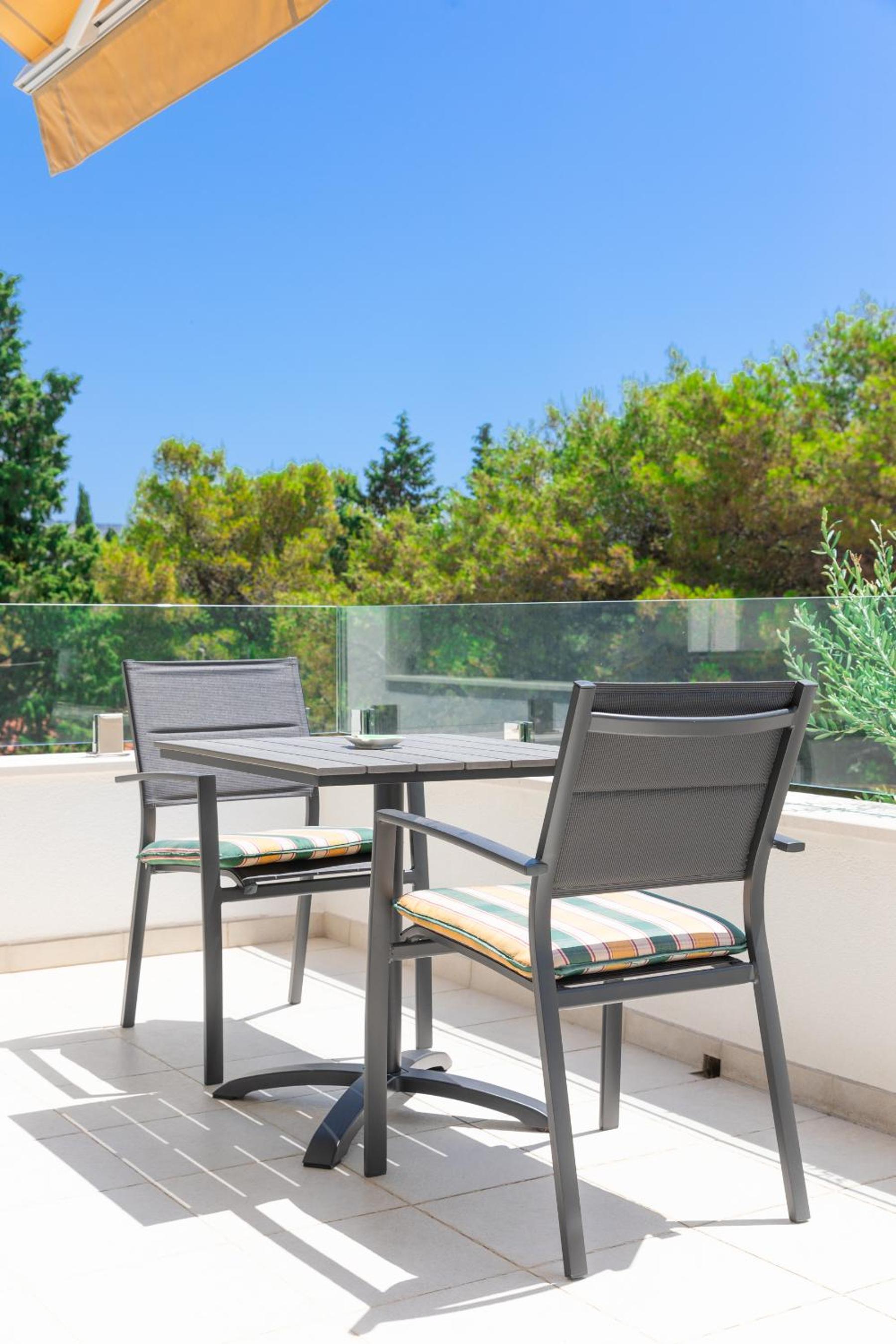APARTMANI MARIS