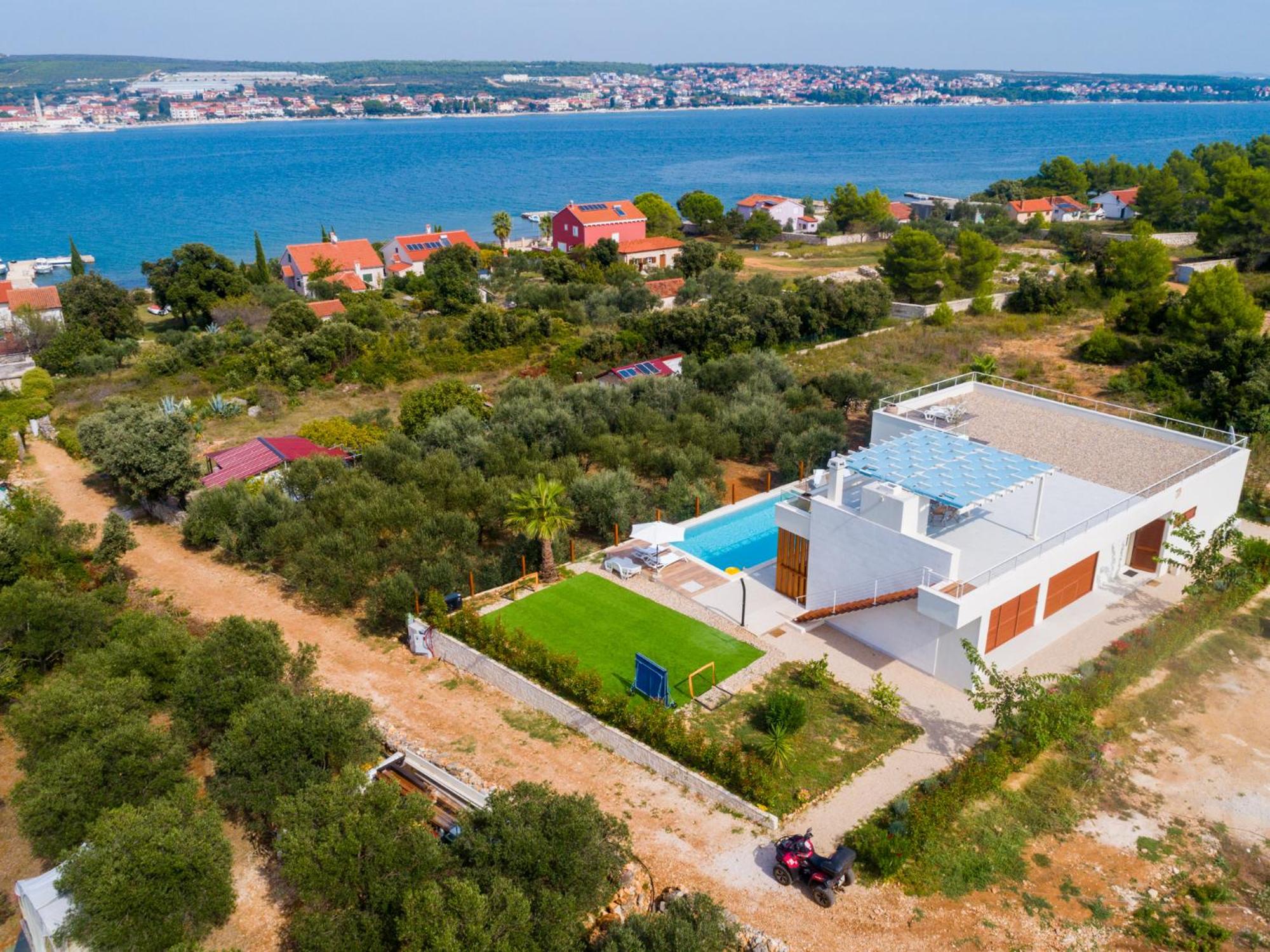 Santa Lucia - Villa&Boat view 2