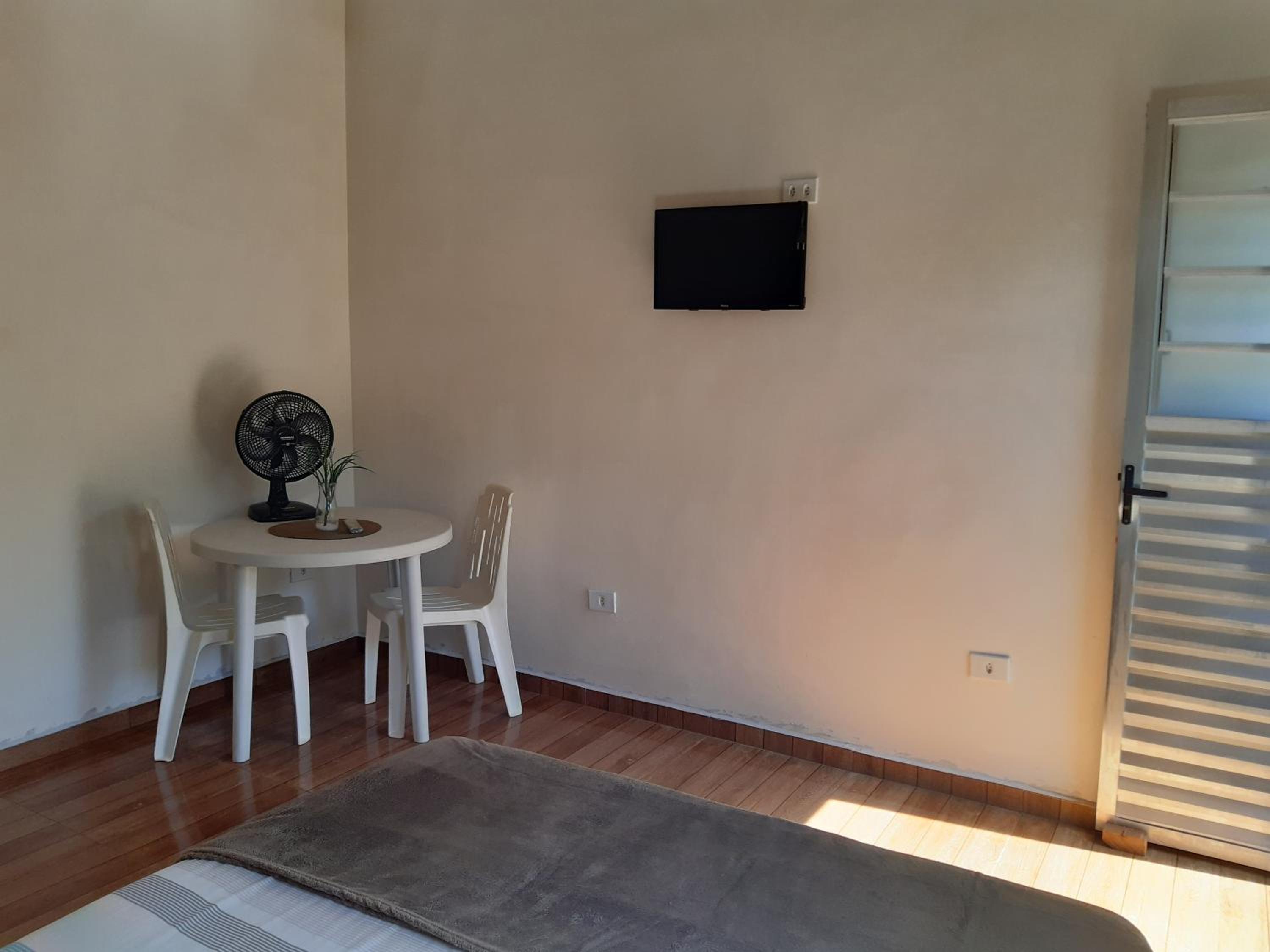 Loft kimberly massaguaçu com ar condicionado