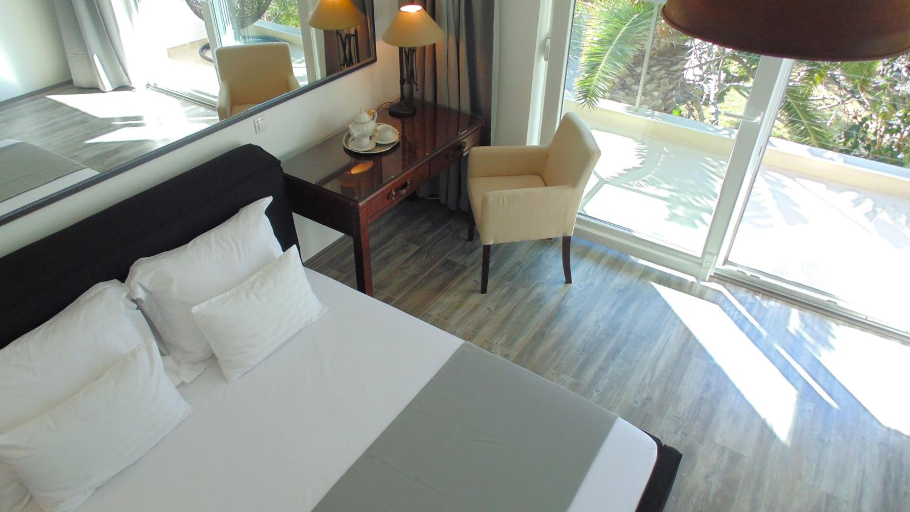 Boutique Apartments Refresh