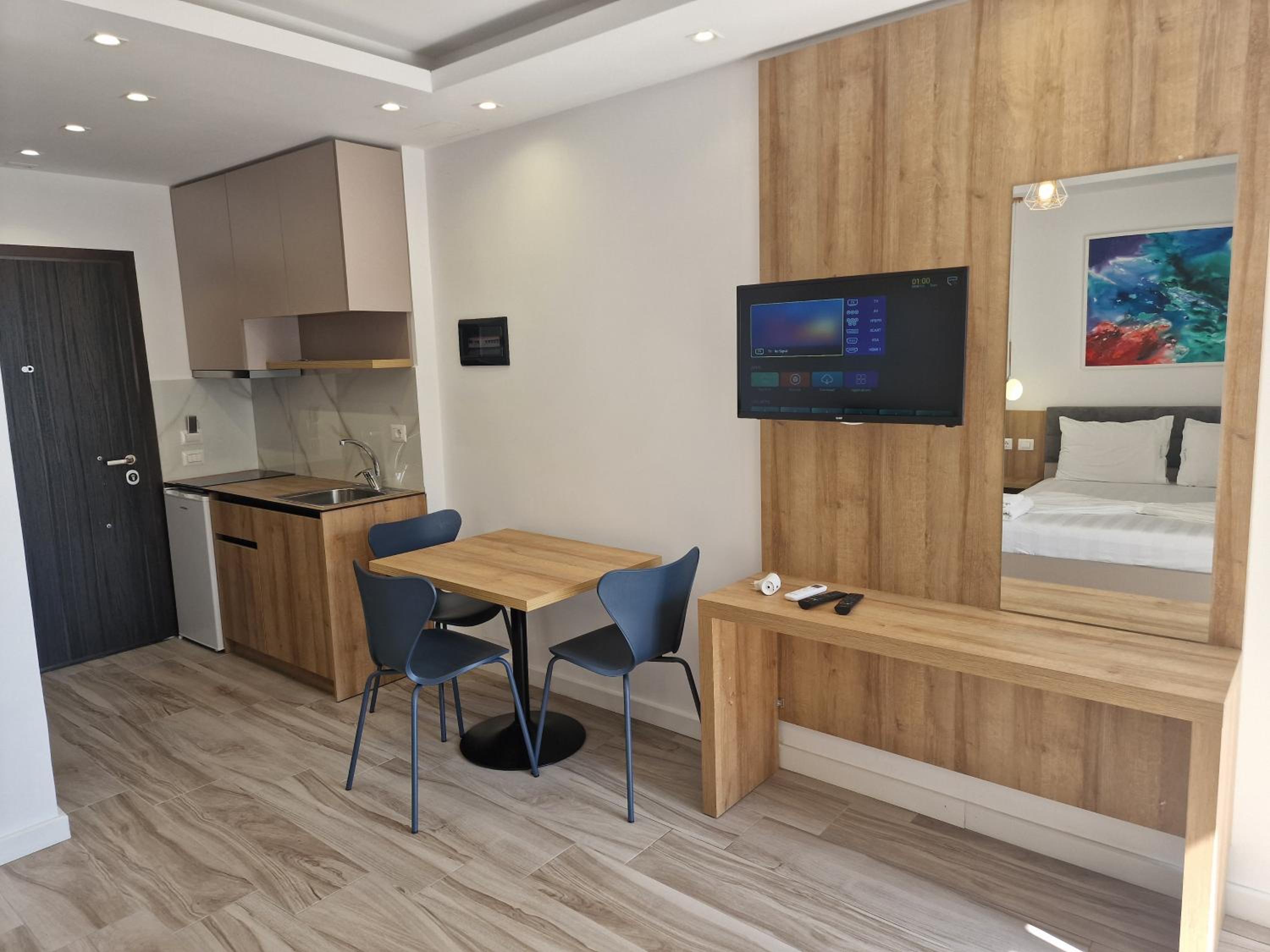 Joanna Suites
