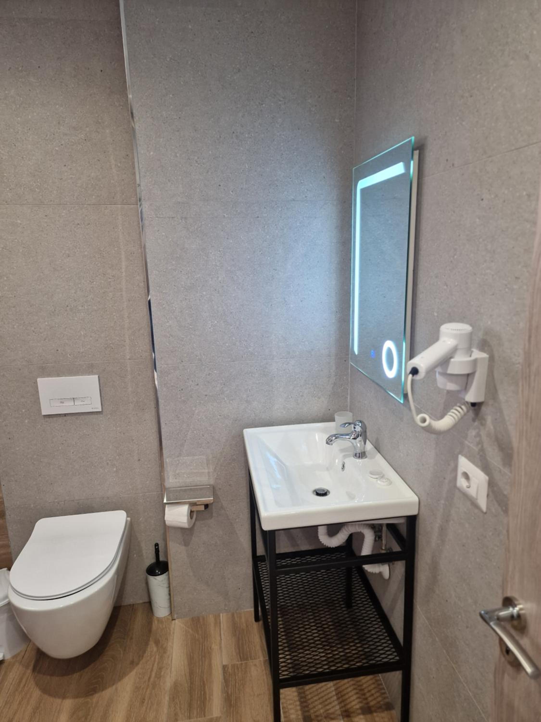 Joanna Suites