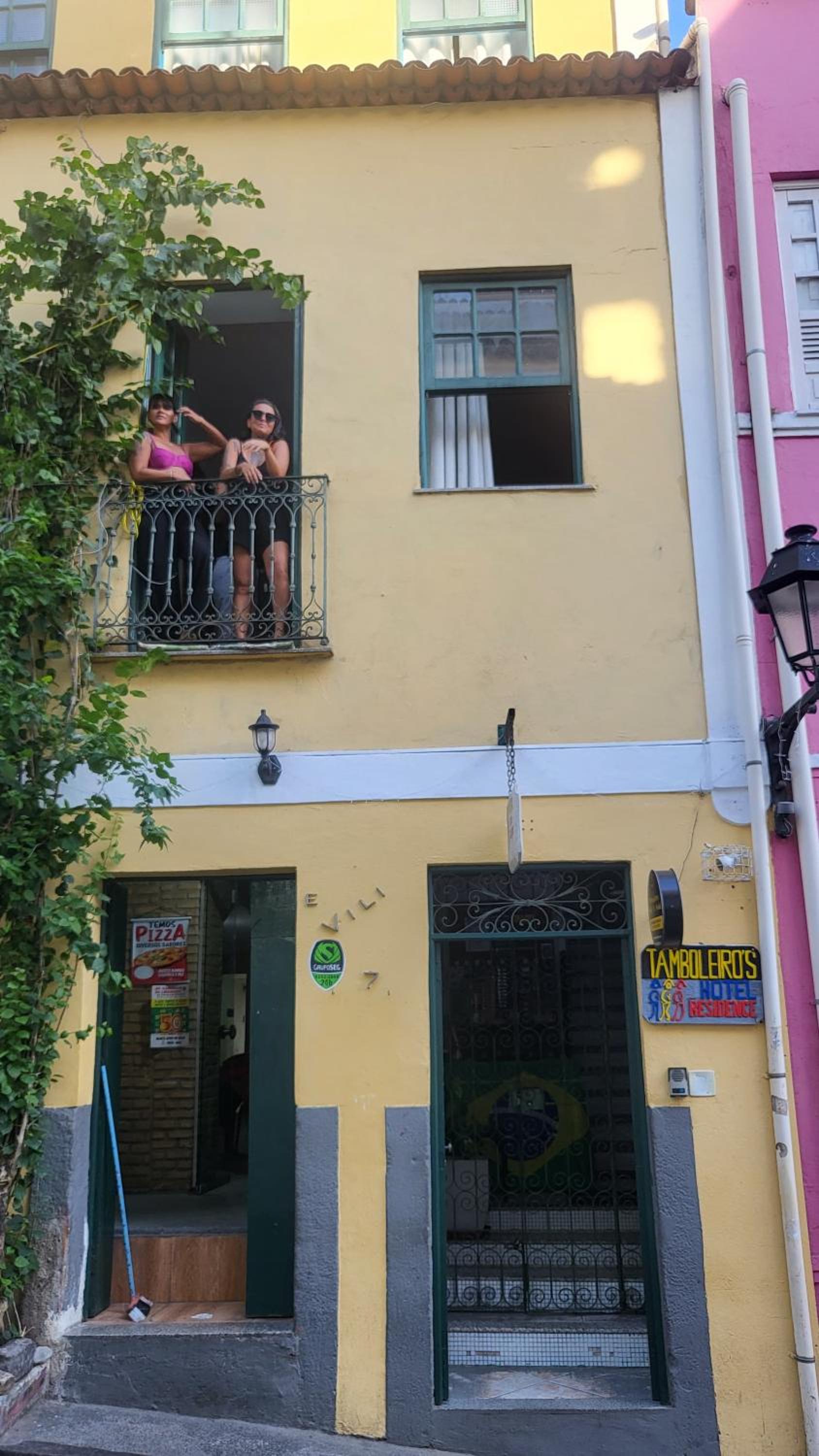 Tamboleiros Hotel & Hostel