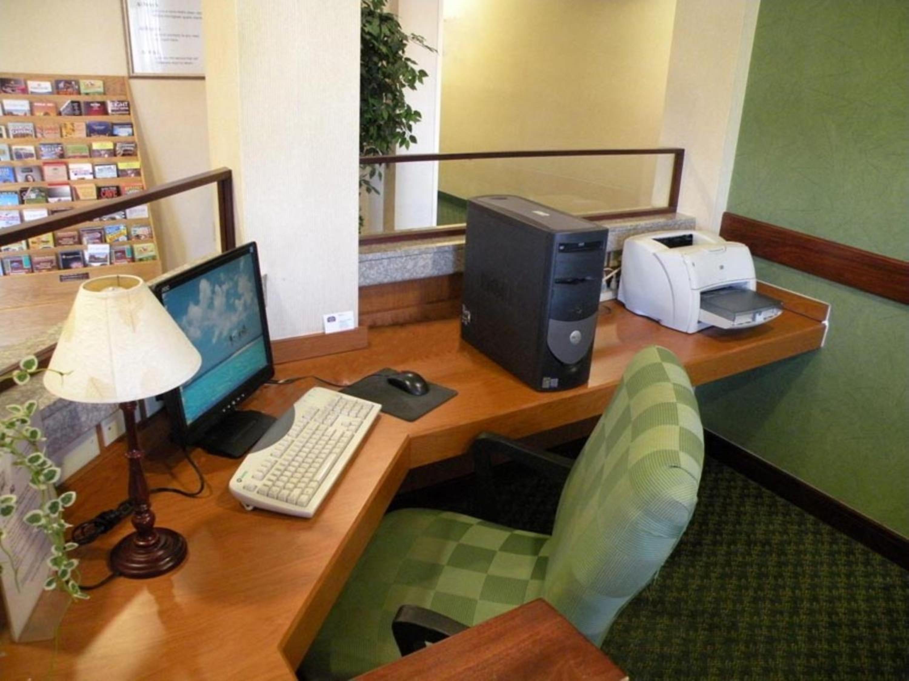 Indianapolis Vacations - Delta Hotels by Marriott Indianapolis East - Property Image 10