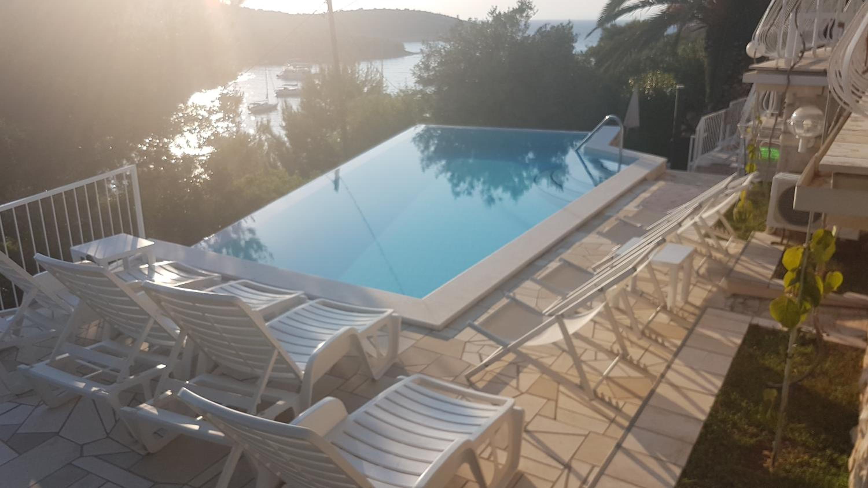 Apartments Villa Sonia & Teo Hvar