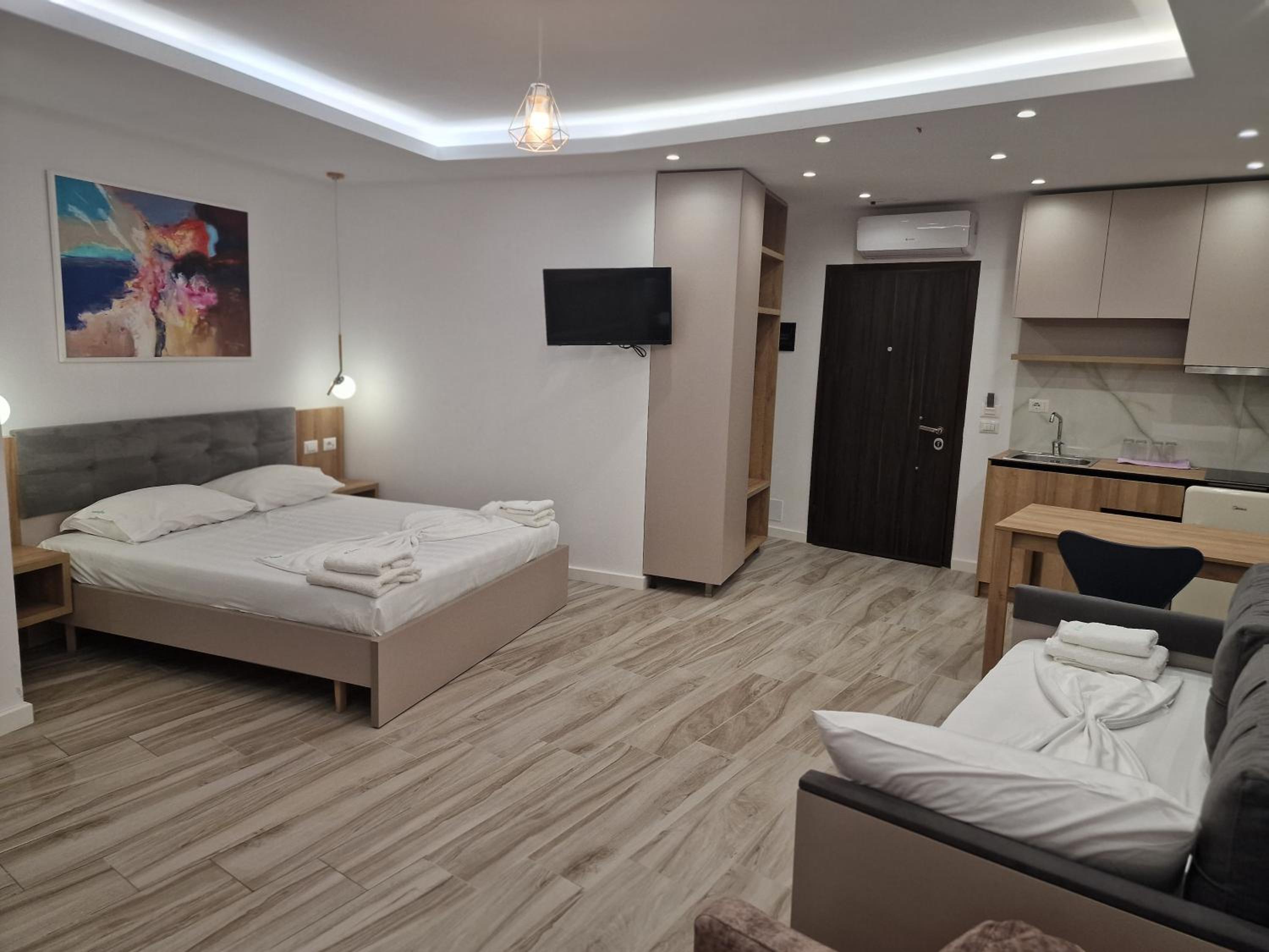 Joanna Suites