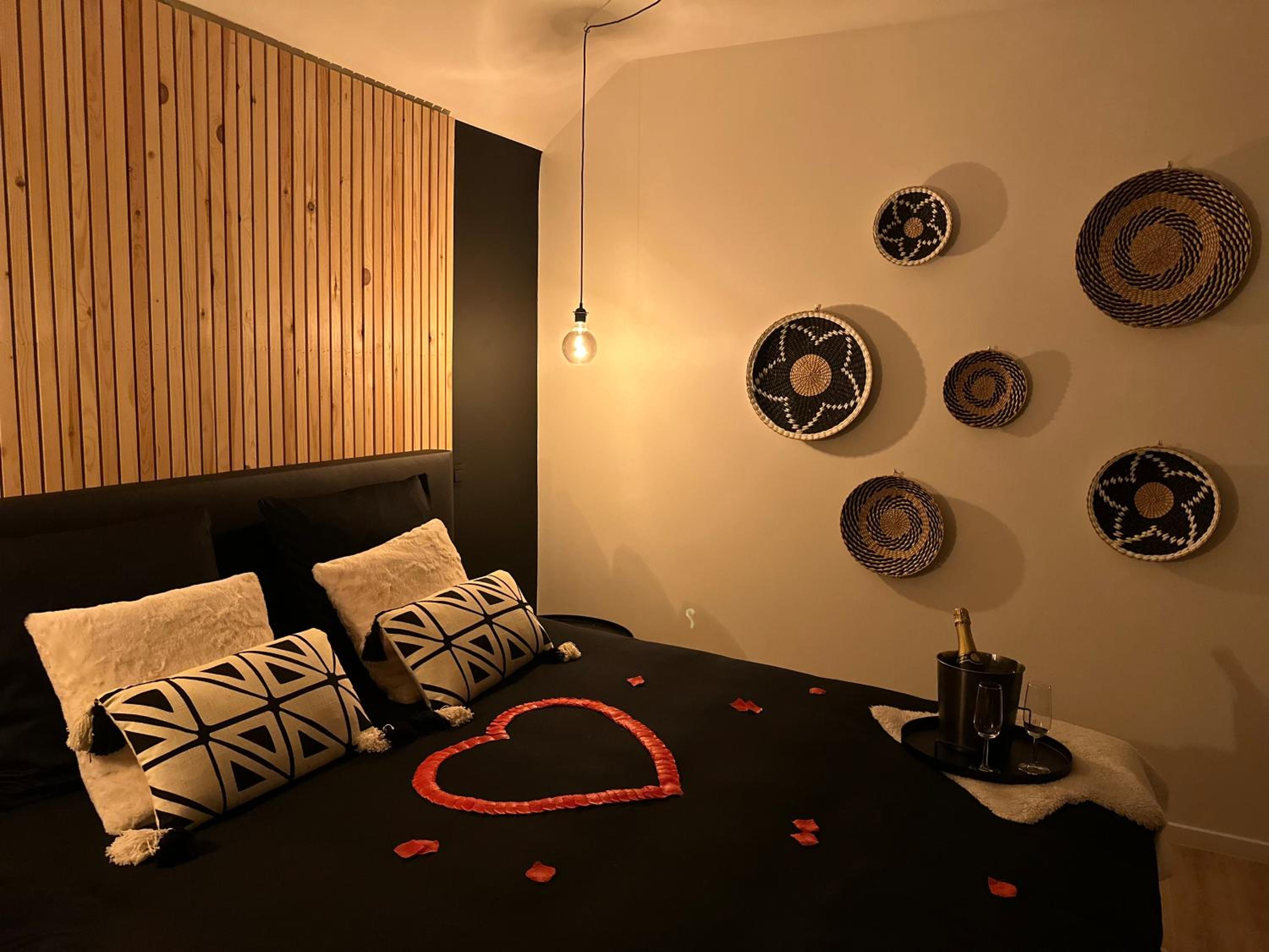 Suite Marie - Jacuzzi privé & sauna