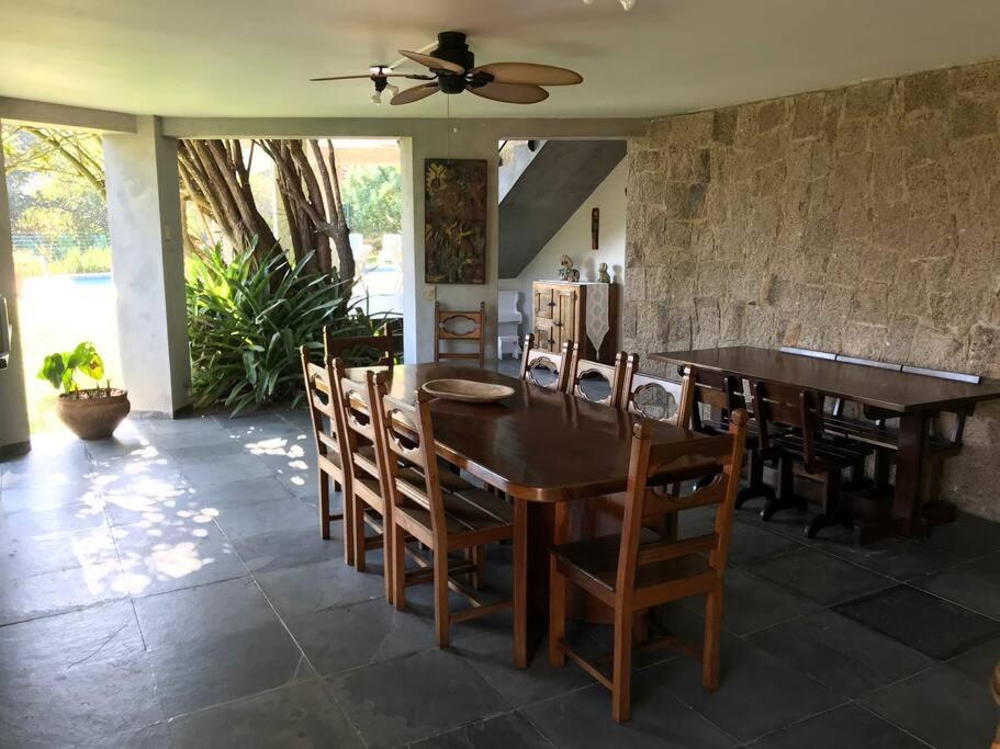 Casa com vista na praia das Toninhas Ubatuba