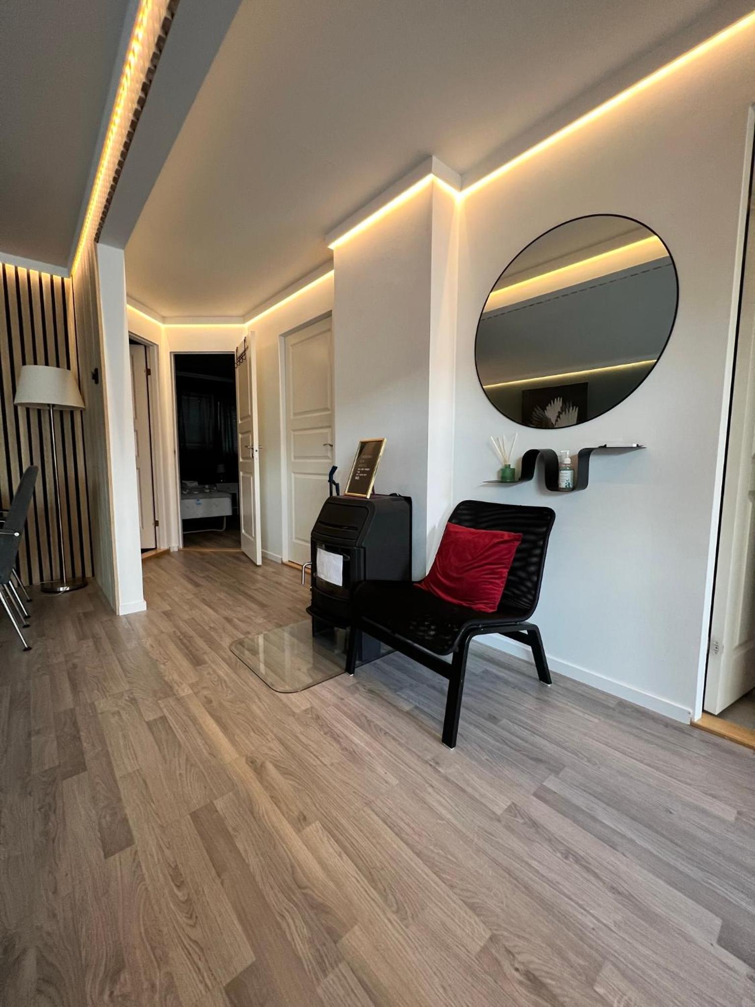 Fresh apartment near everything ! view 2
