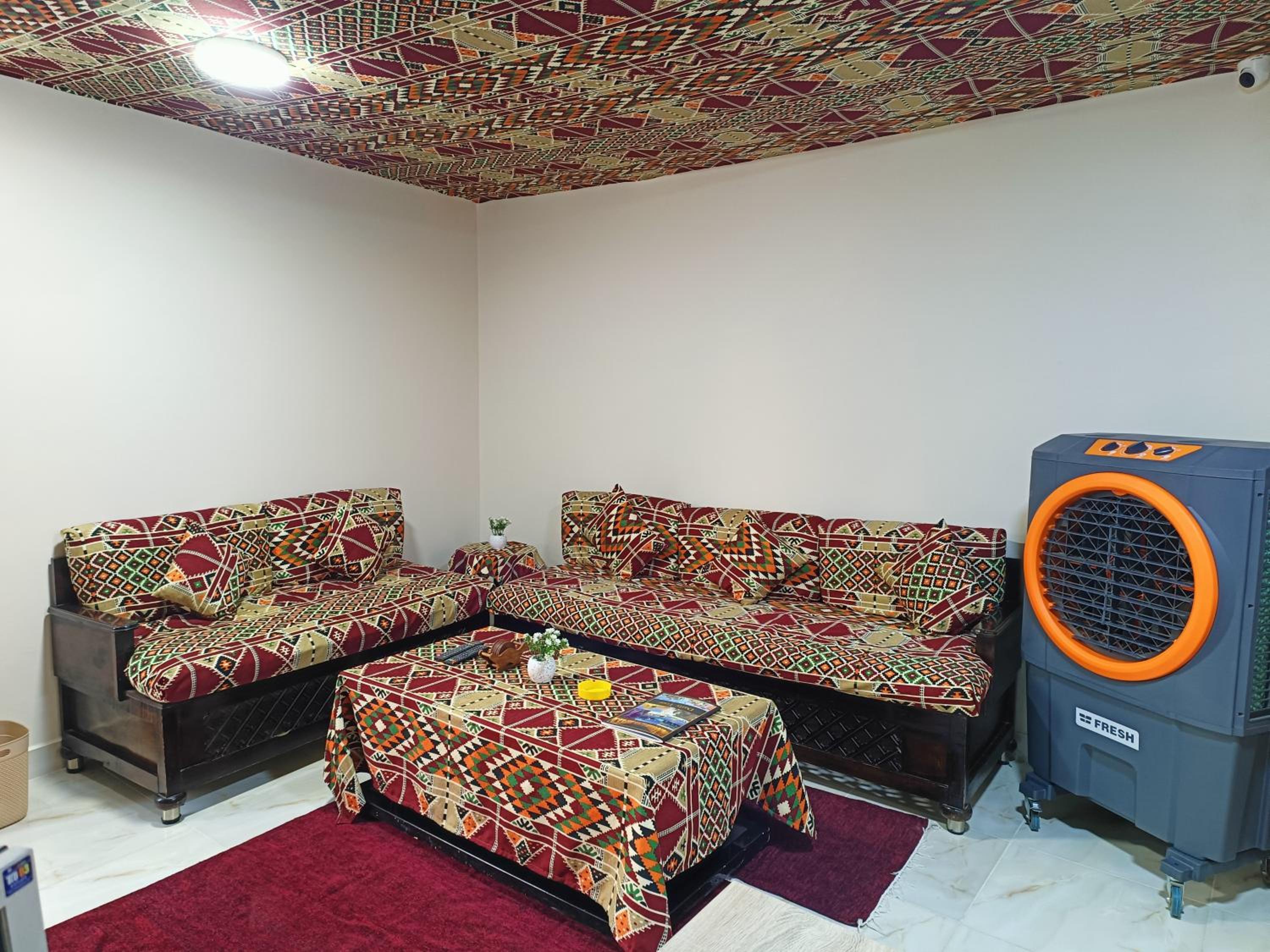 Discover pyramids inn