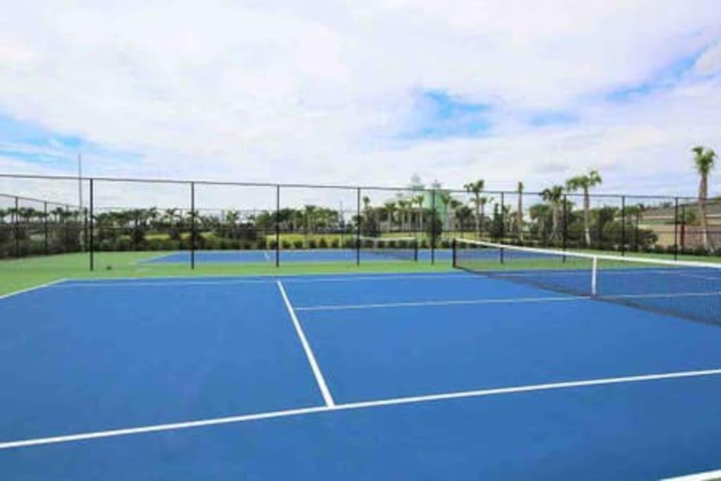 8 Bedroom Encore Home With Private Pool