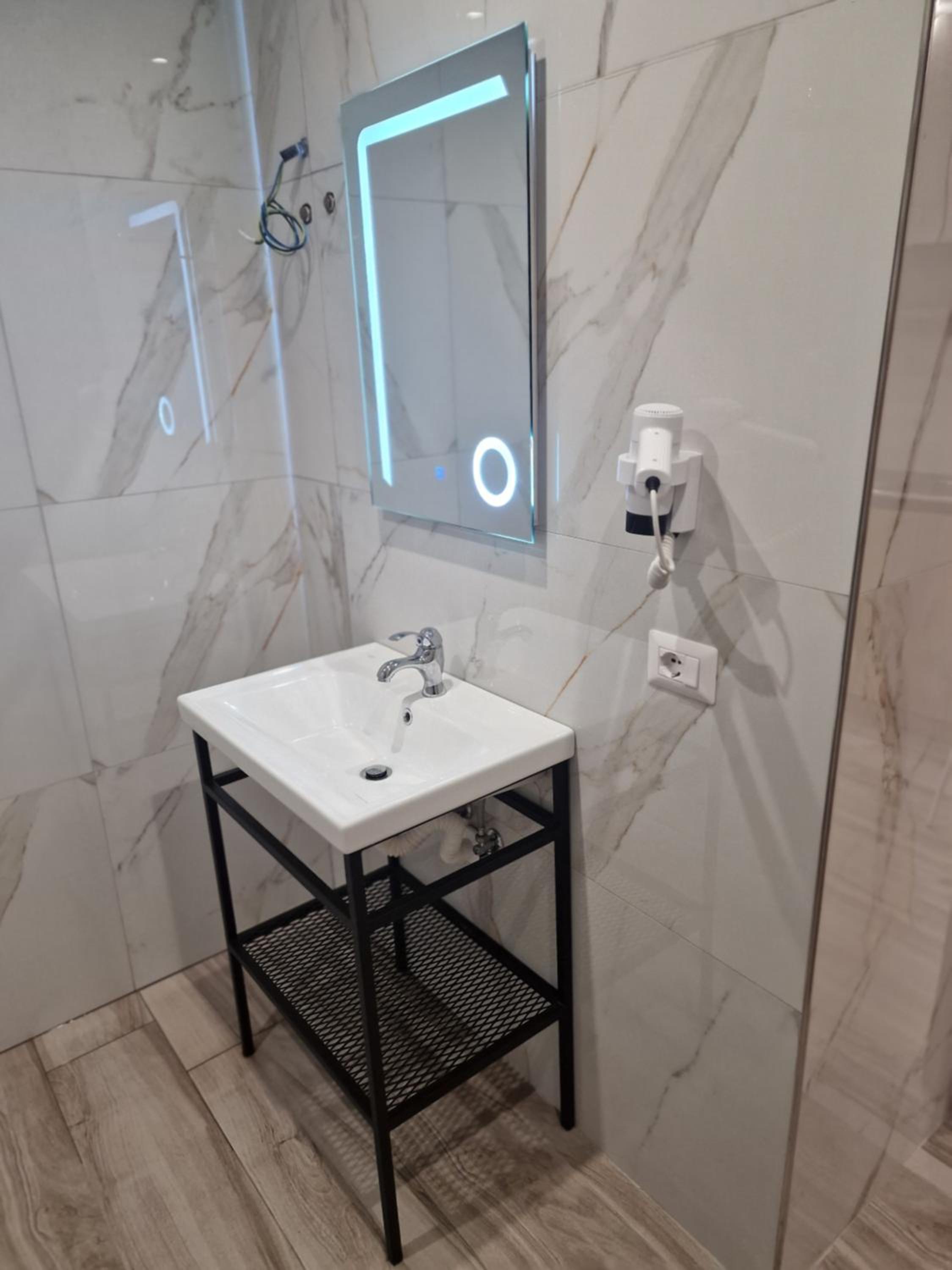 Joanna Suites