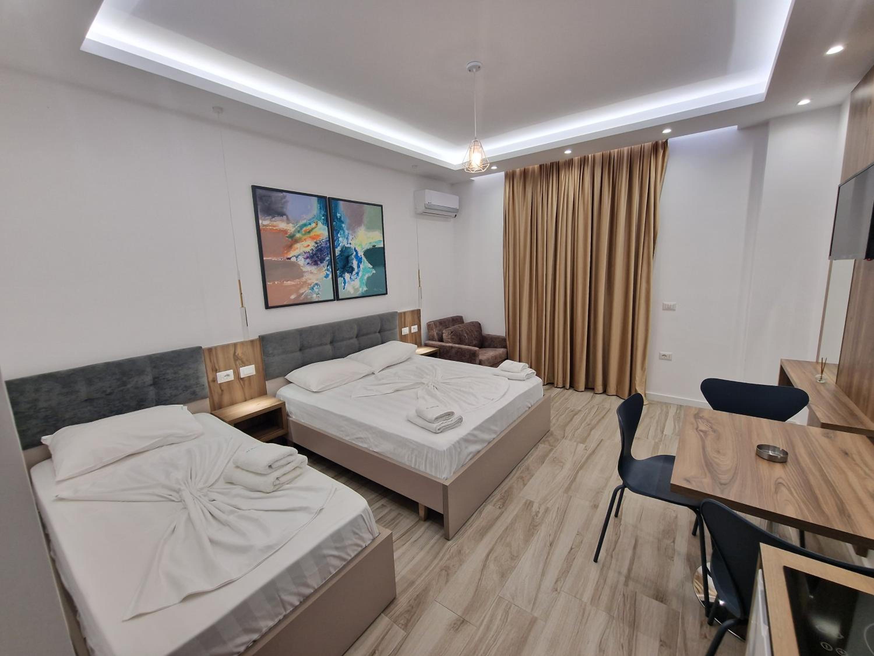Joanna Suites