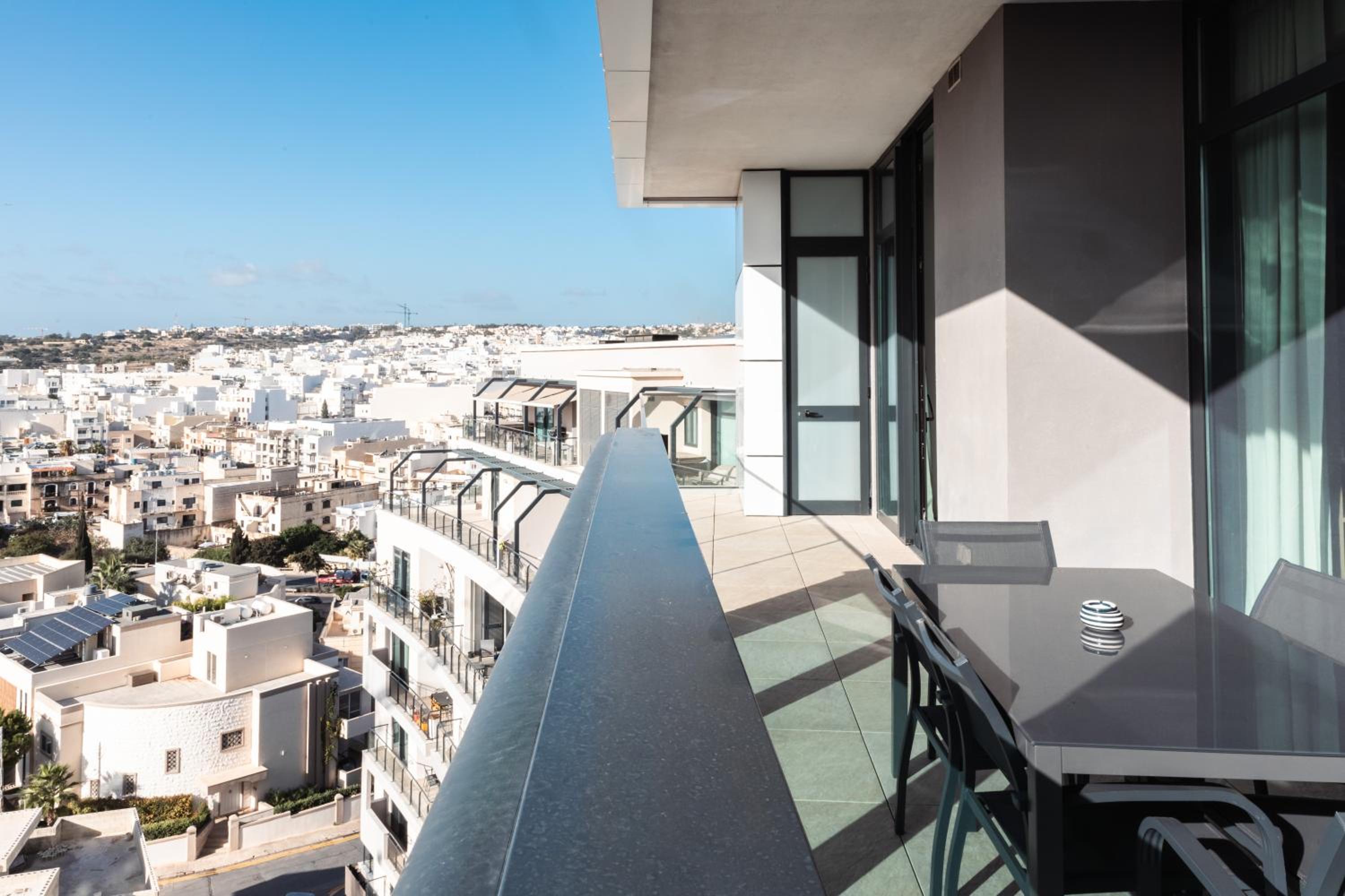 Modern flat in St Julian's center by Arco Collection photo 3