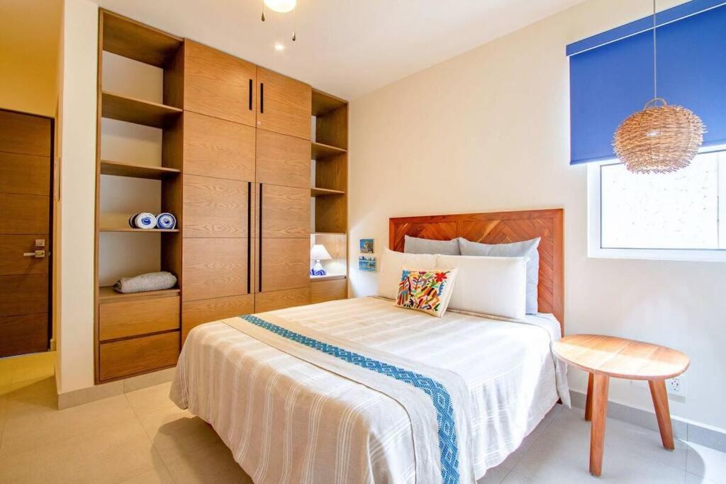 Tortuga Azul Private Terrace Rooftop Pool W BBQ Beach Access 11 Pools Free Beach Club view 4
